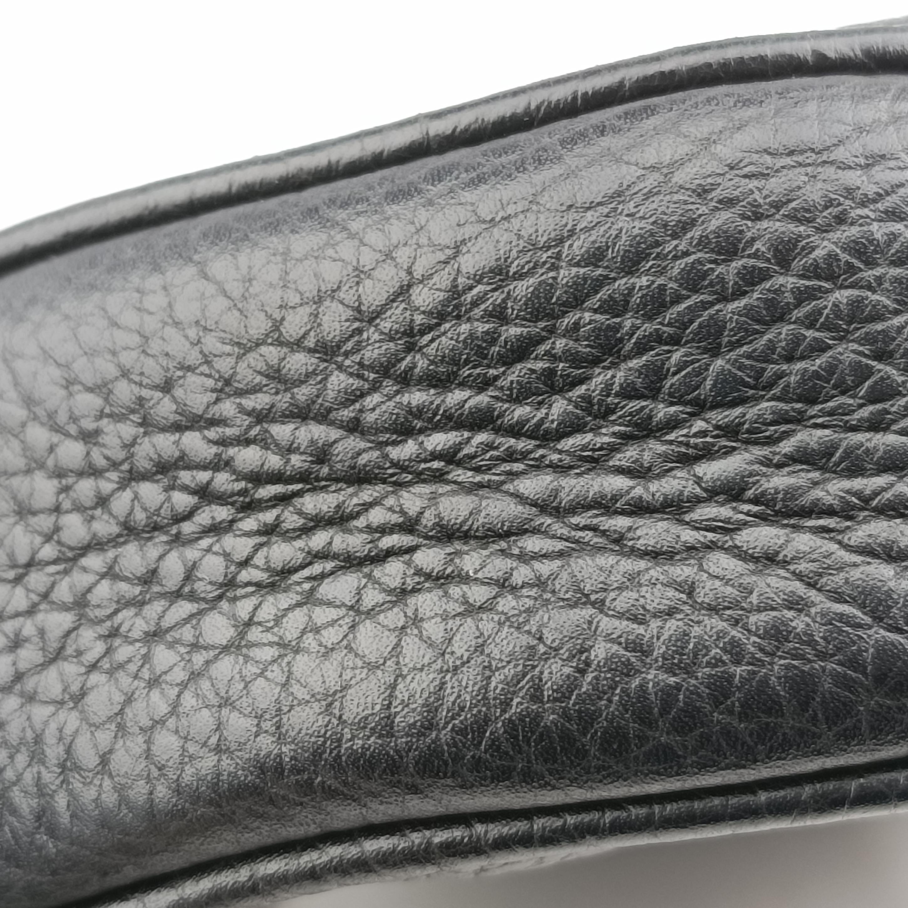 Pre-owned Gucci Soho Black Leather 353965 shoulderbag | stylenewstar