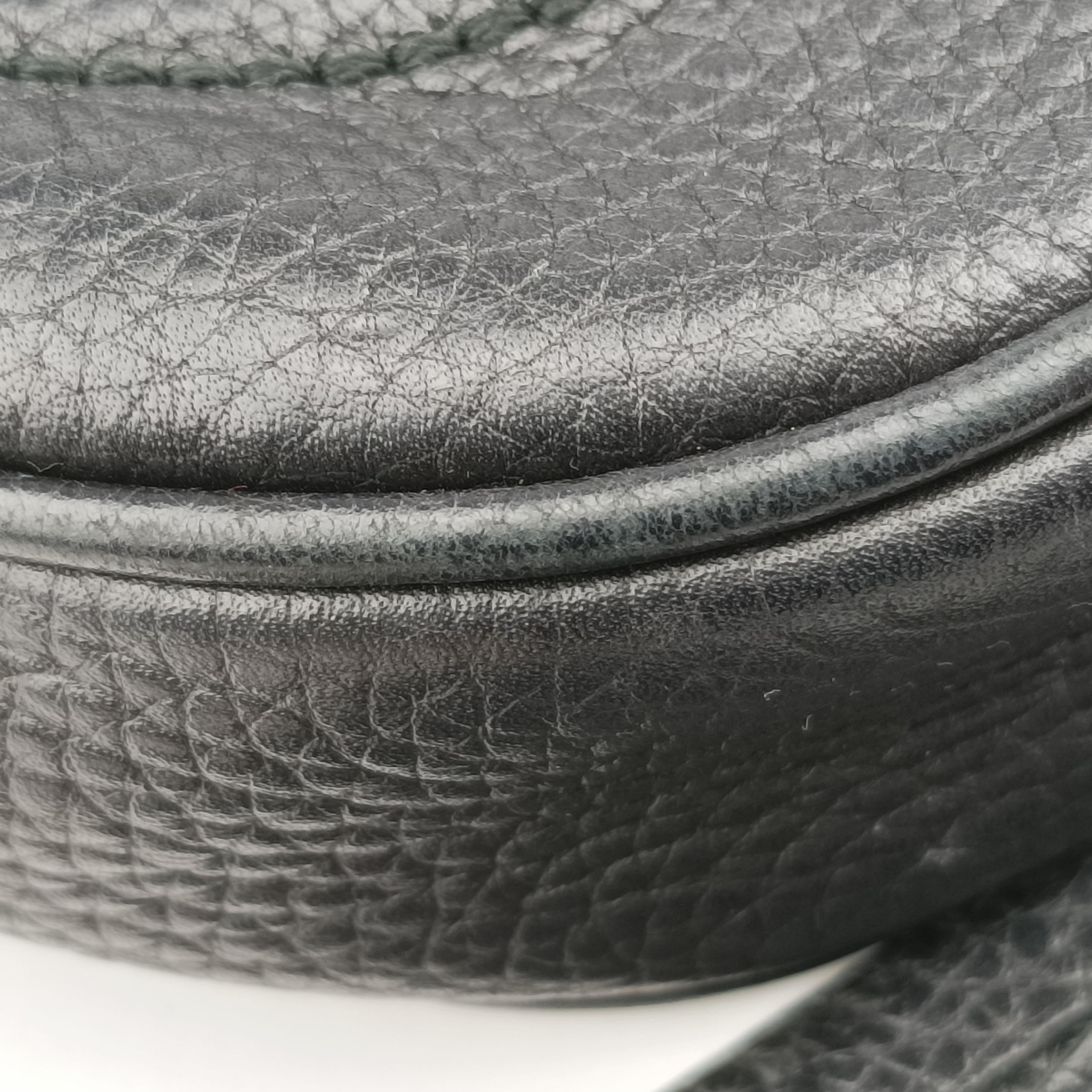 Pre-owned Gucci Soho Black Leather 353965 shoulderbag | stylenewstar