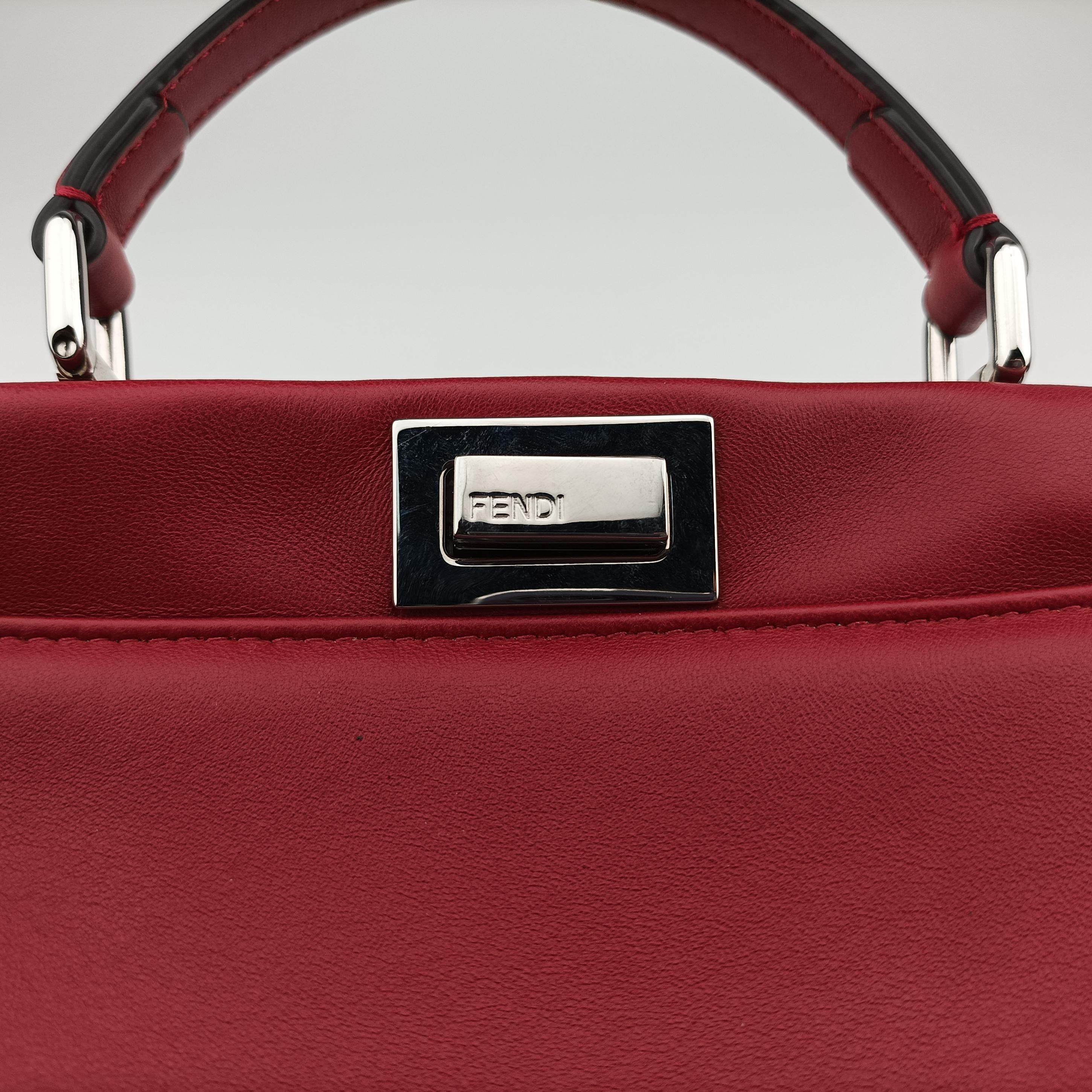 Pre-owned Fendi PEEKABOO Red Leather 8BN244 shoulderbag | stylenewstar