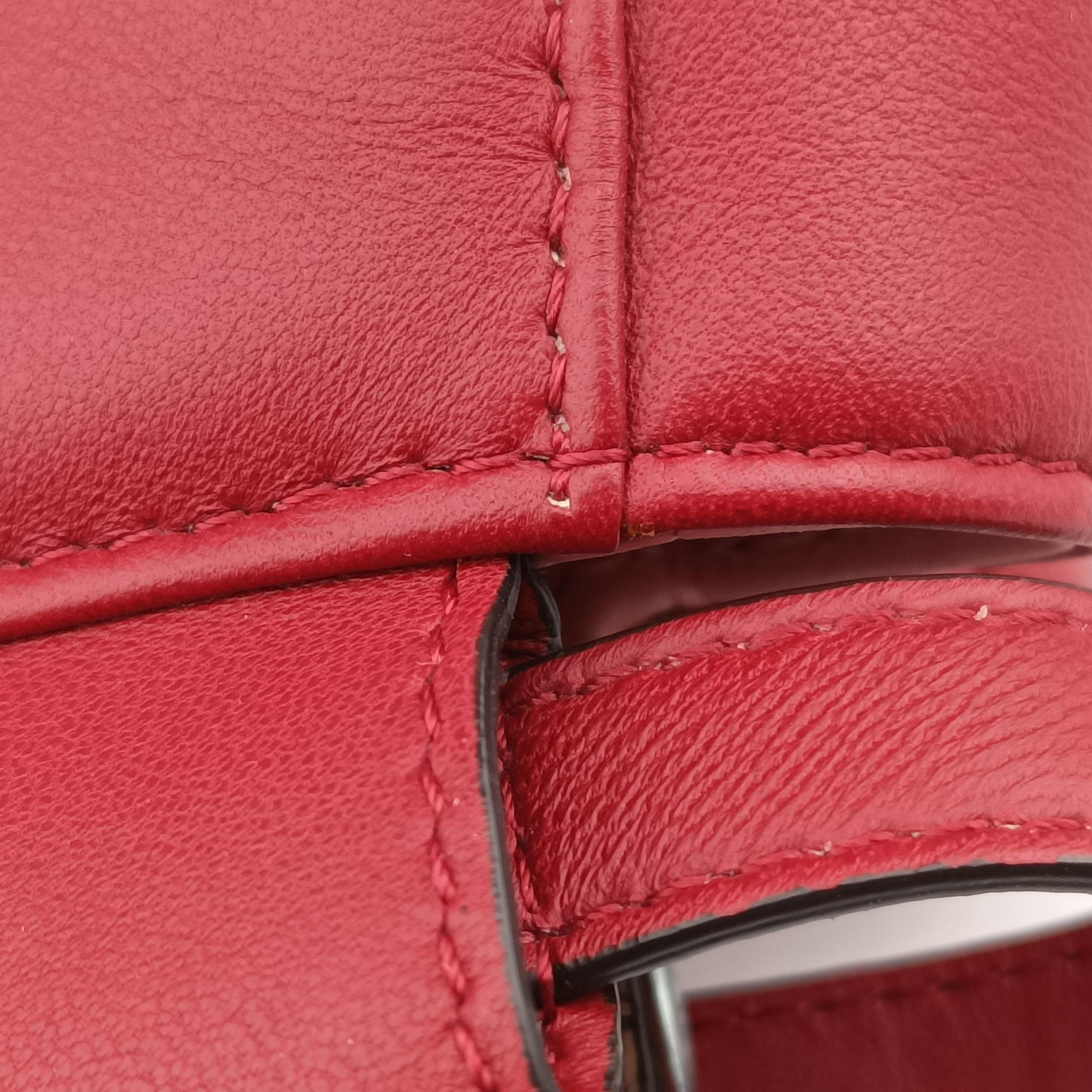 Pre-owned Fendi PEEKABOO Red Leather 8BN244 shoulderbag | stylenewstar