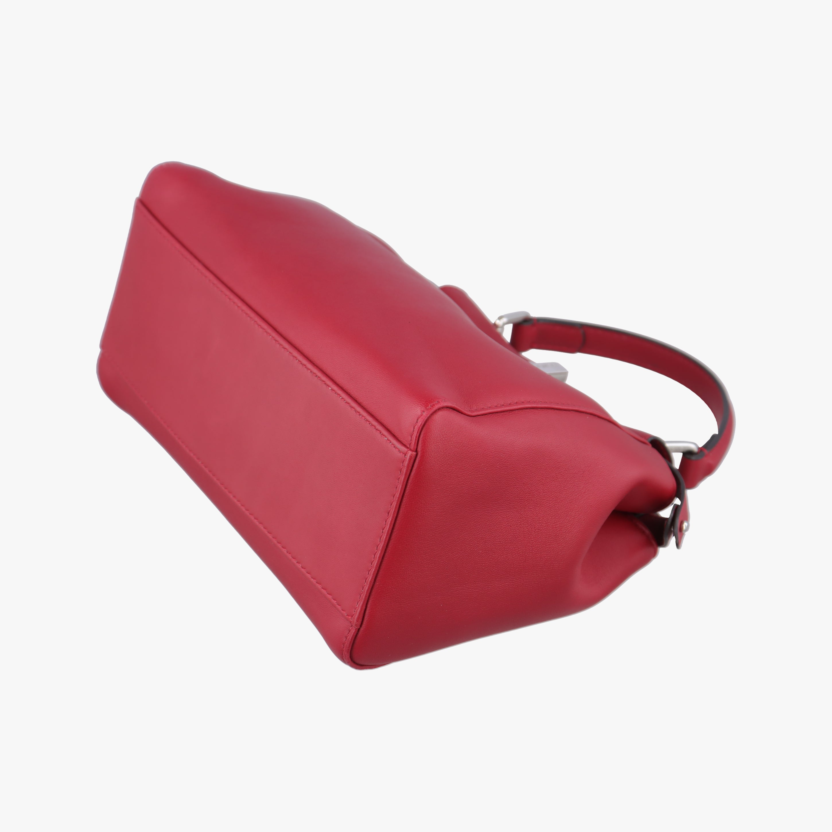 Pre-owned Fendi PEEKABOO Red Leather 8BN244 shoulderbag | stylenewstar