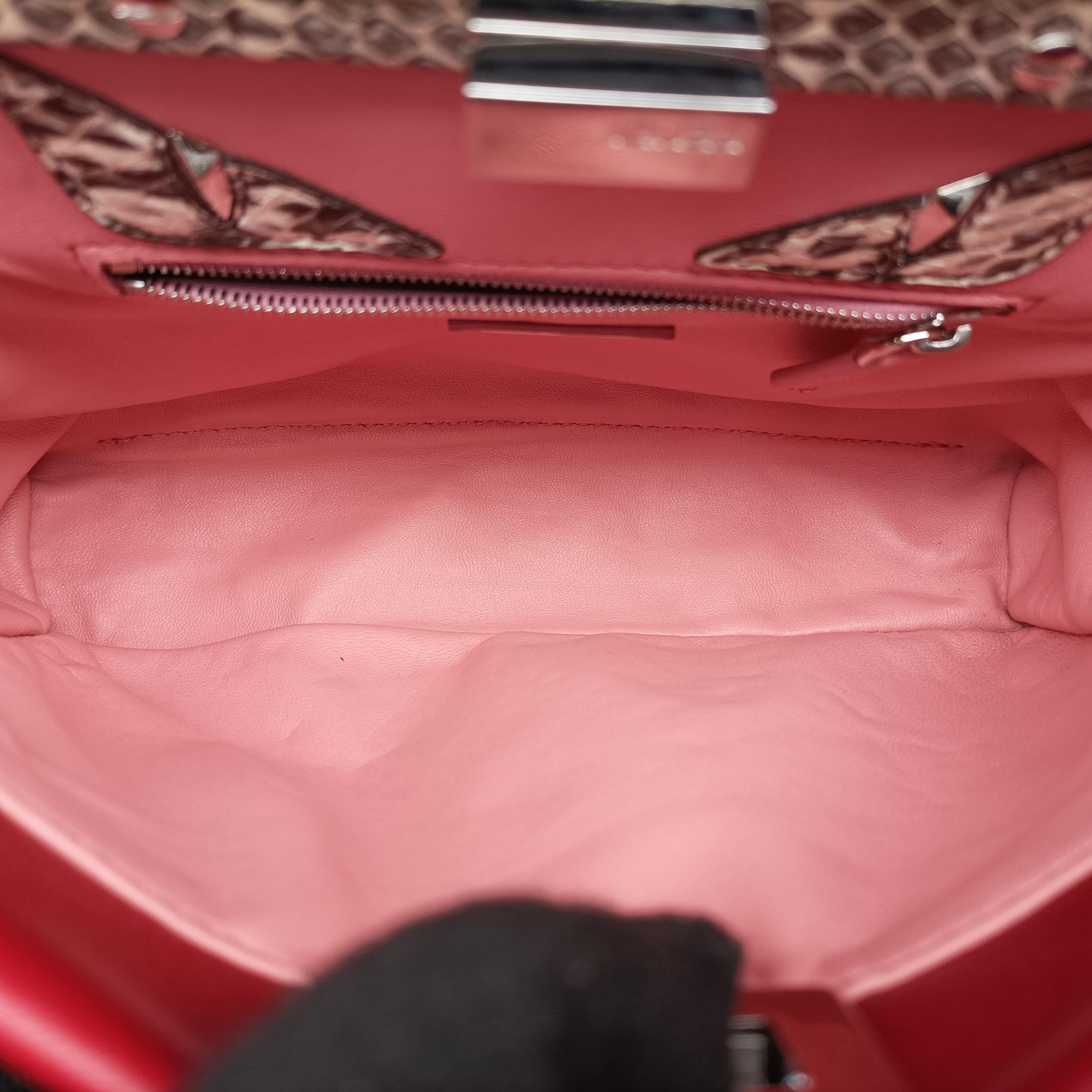 Pre-owned Fendi PEEKABOO Red Leather 8BN244 shoulderbag | stylenewstar