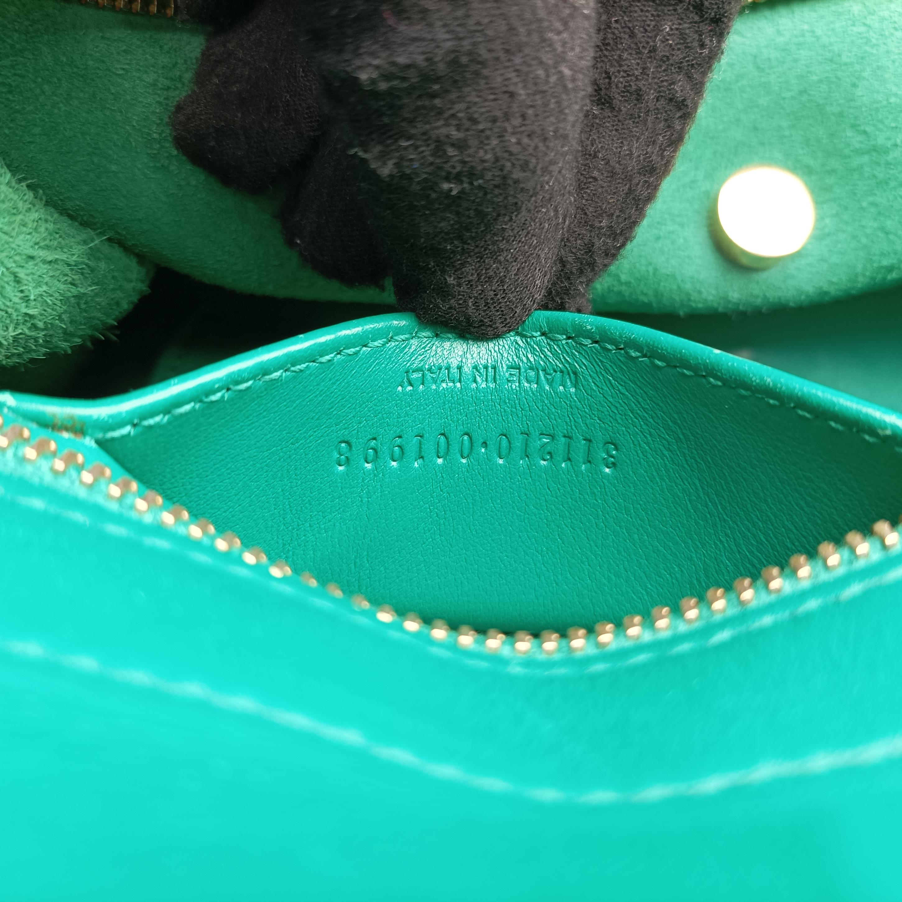 Secondhand Yves Saint Laurent Y Ligne Petit Cabas Green Leather 311210 shoulderbag | stylenewstar