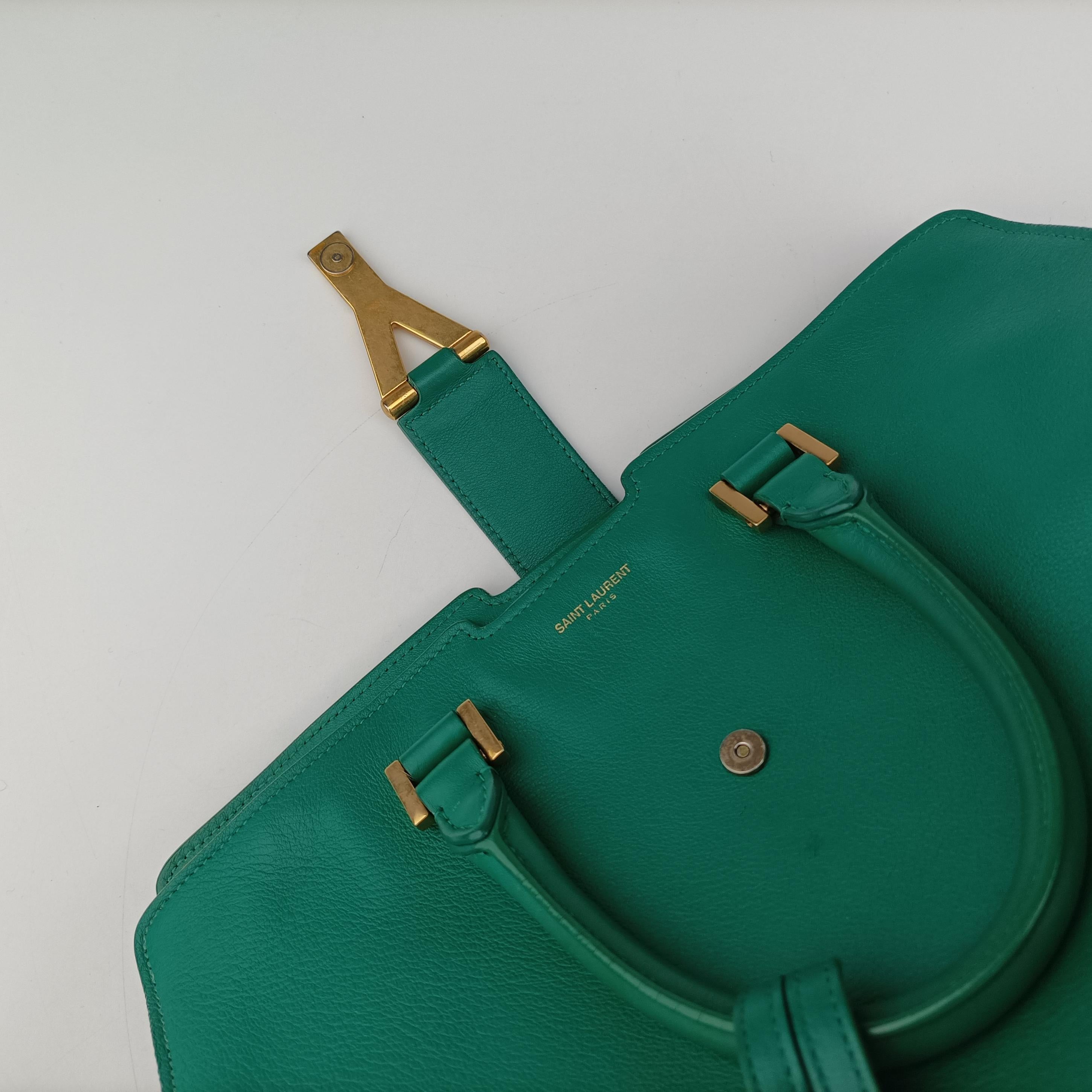 Secondhand Yves Saint Laurent Y Ligne Petit Cabas Green Leather 311210 shoulderbag | stylenewstar