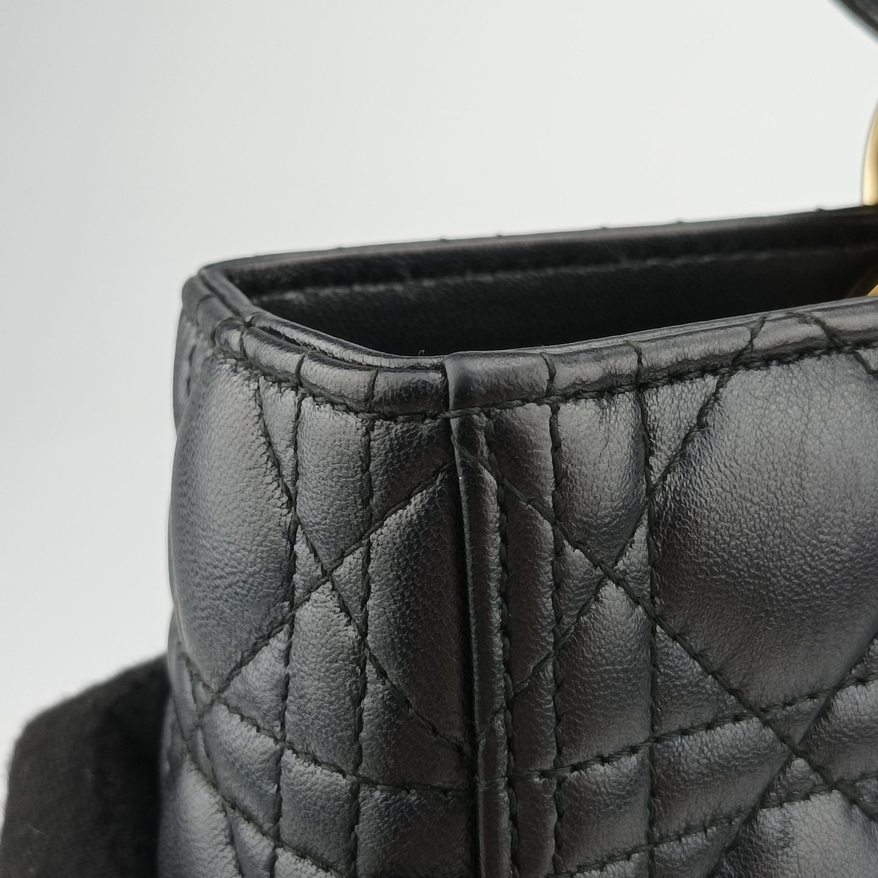 Pre-owned Christian Dior Lady Dior Black lambskin  shoulderbag | stylenewstar