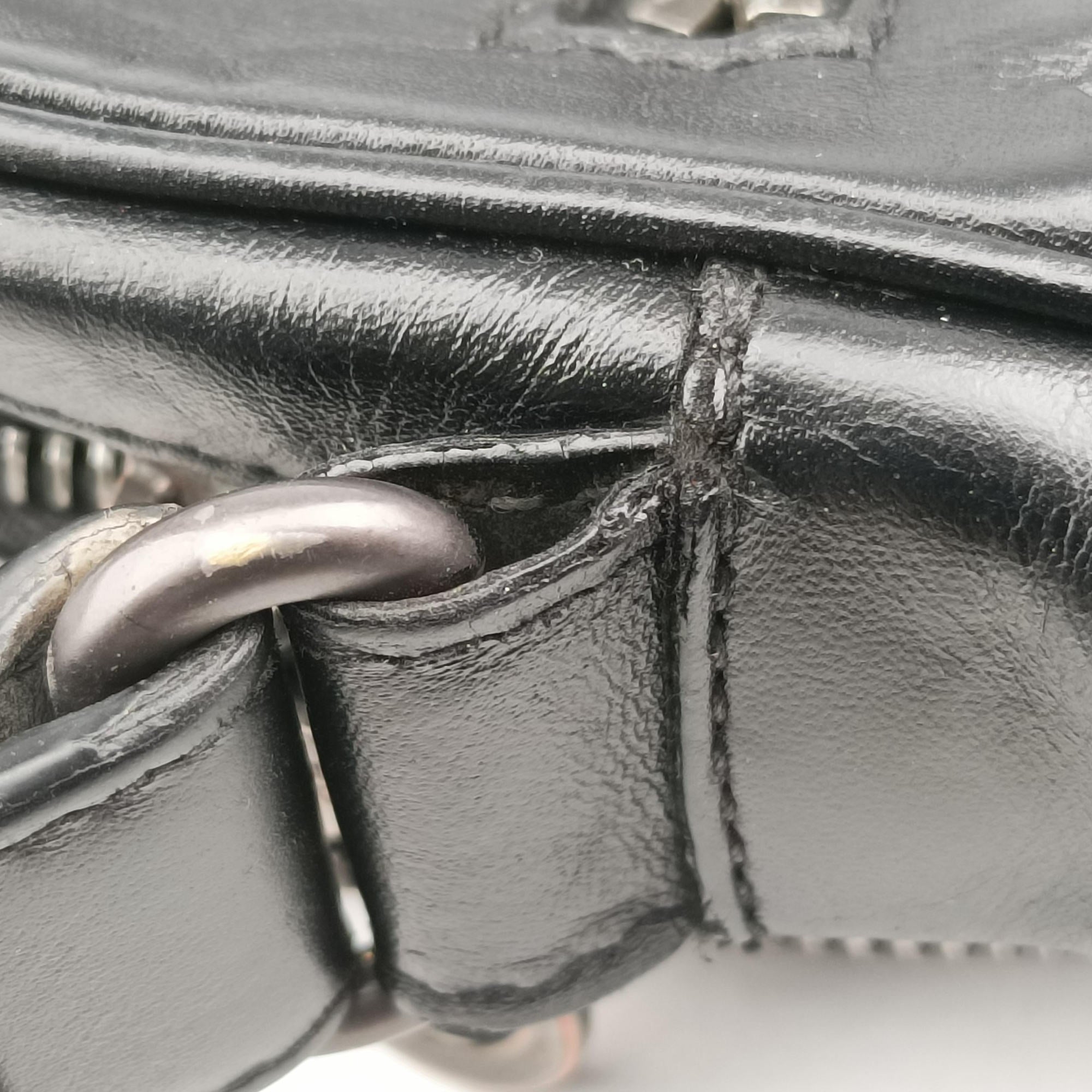Pre-owned Bottega Veneta Intrecciato Black lambskin  shoulderbag | stylenewstar
