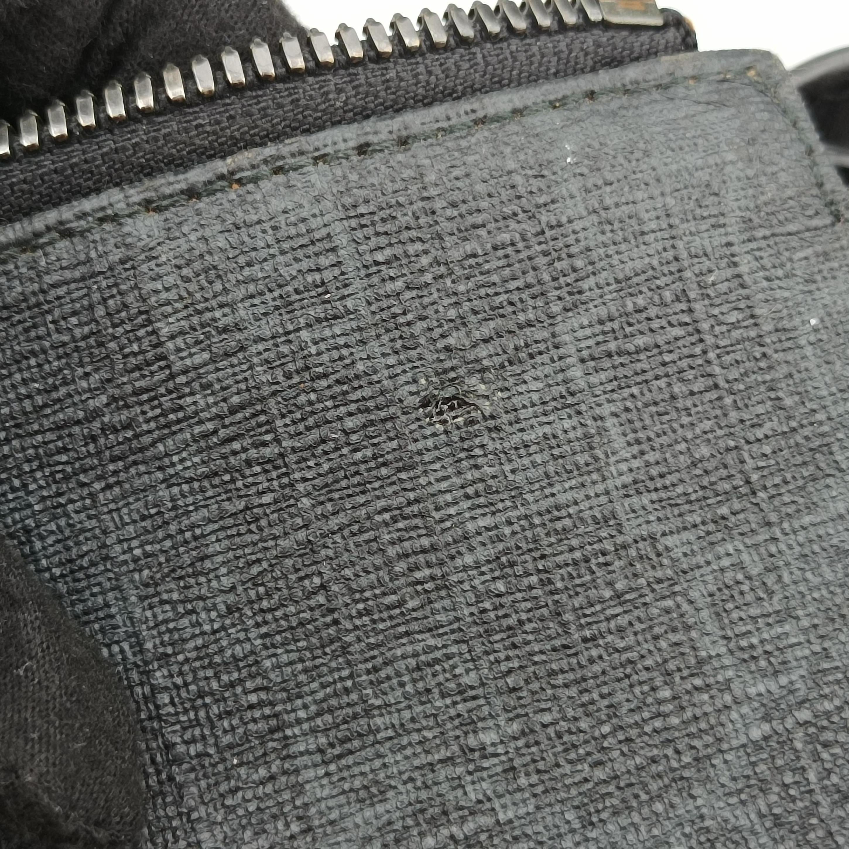 Secondhand Gucci GG Supreme black PVC coated canvas 322279 shoulderbag | stylenewstar