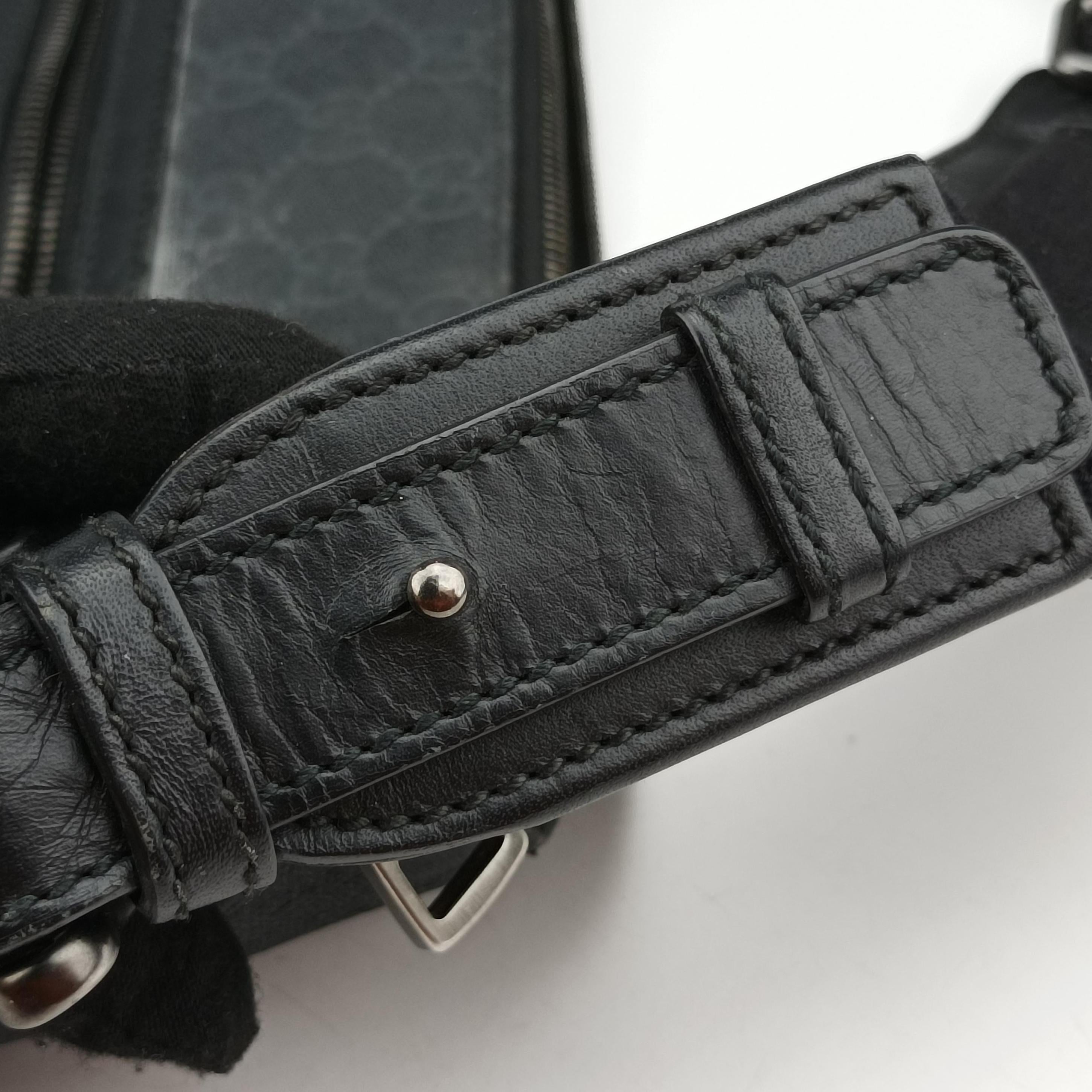 Secondhand Gucci GG Supreme black PVC coated canvas 322279 shoulderbag | stylenewstar