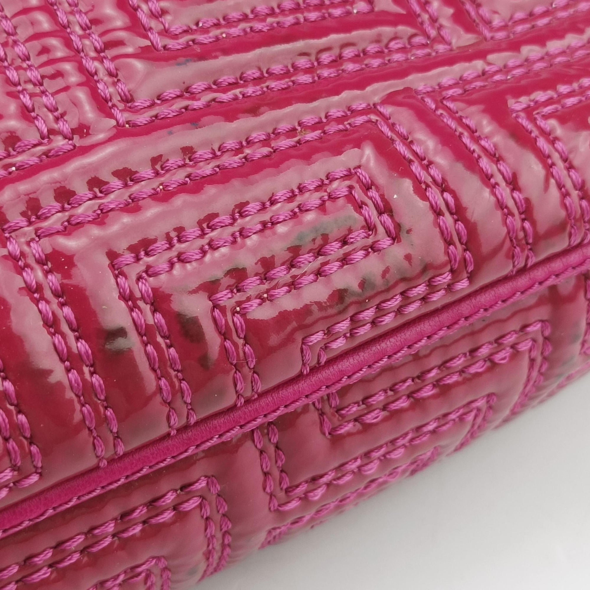 Pre-owned VERSACE Gianni Greca couture Rose Patent  shoulderbag | stylenewstar