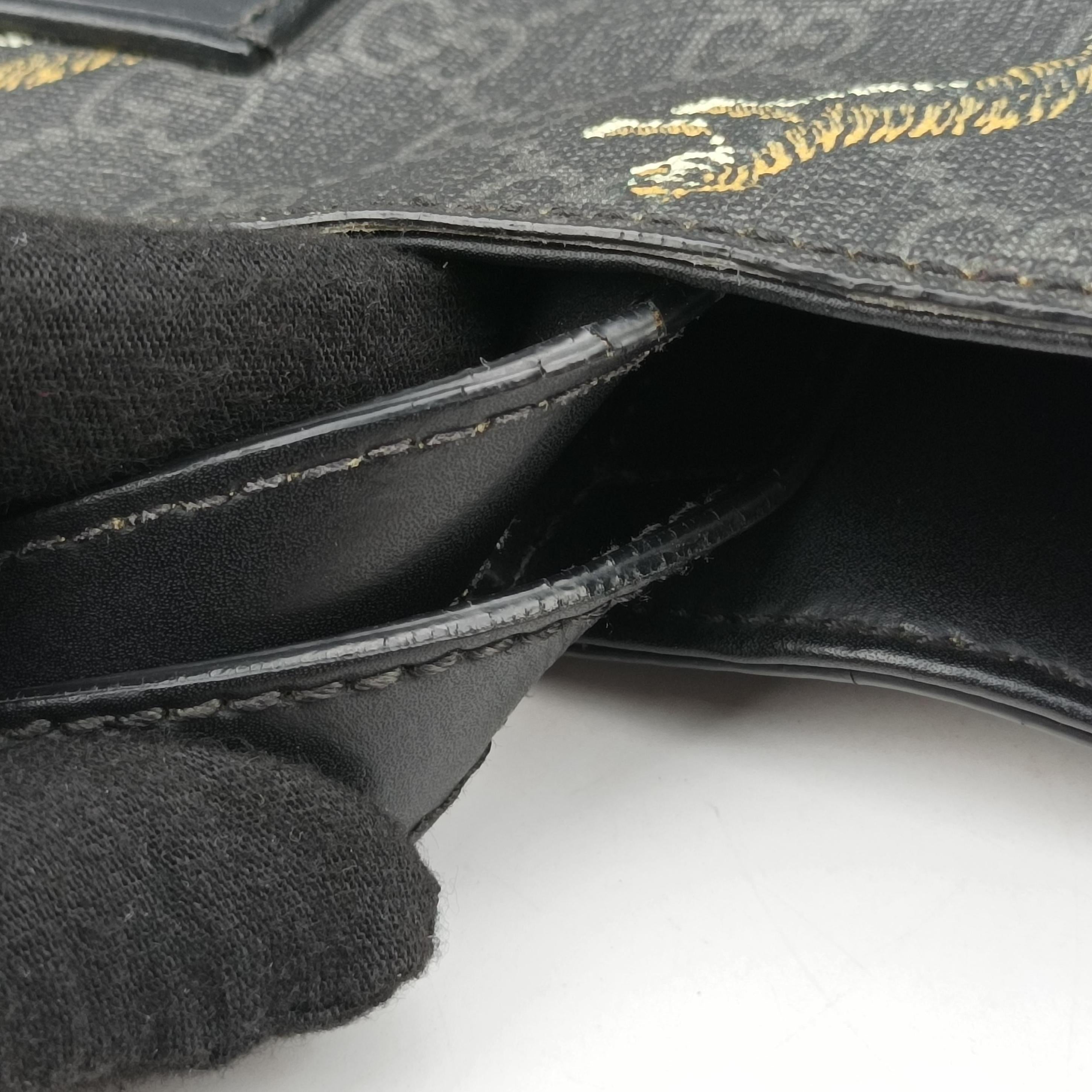 Pre-owned Gucci GG Supreme Tiger Black×multicolor PVC coated canvas 495559 shoulderbag | stylenewstar