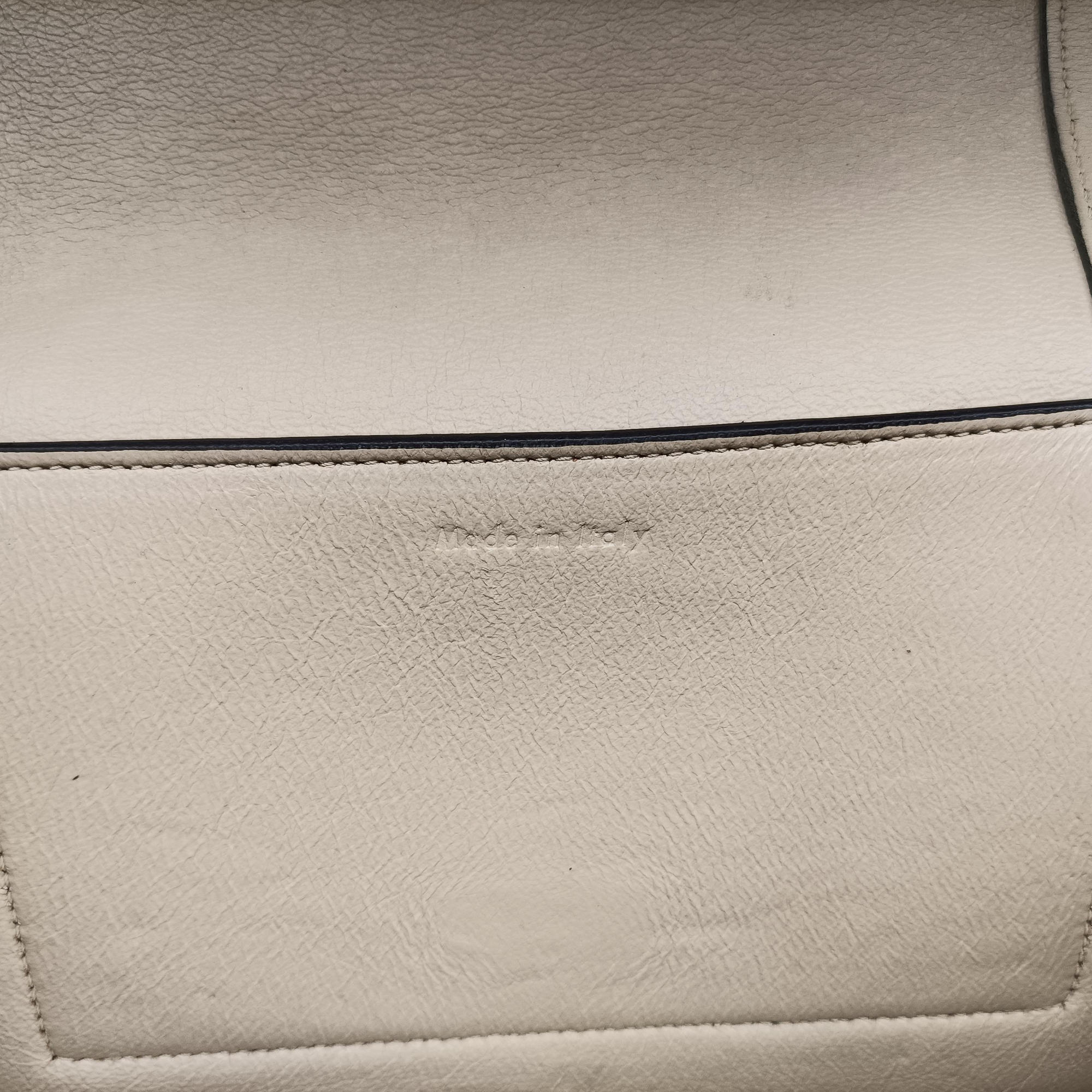 Pre-owned Celine Frame Beige x Green Leather  shoulderbag | stylenewstar