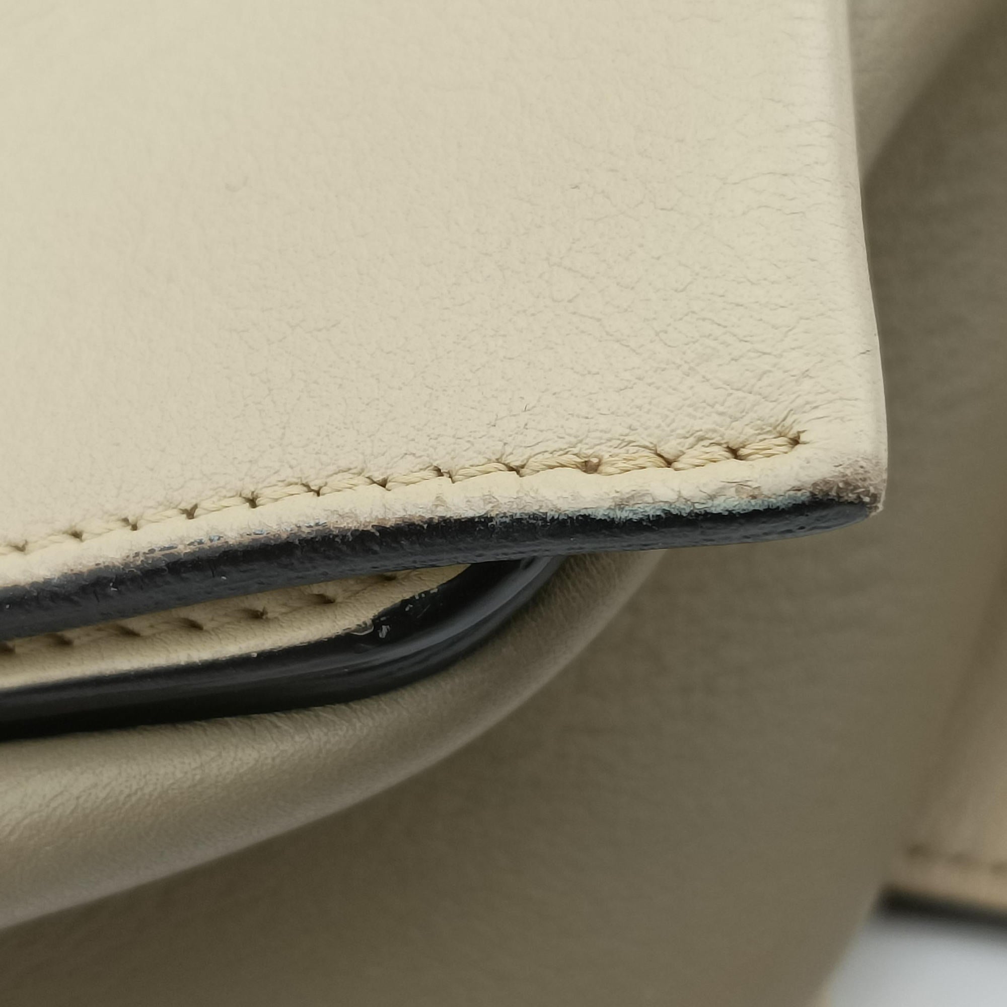 Pre-owned Celine Frame Beige x Green Leather  shoulderbag | stylenewstar