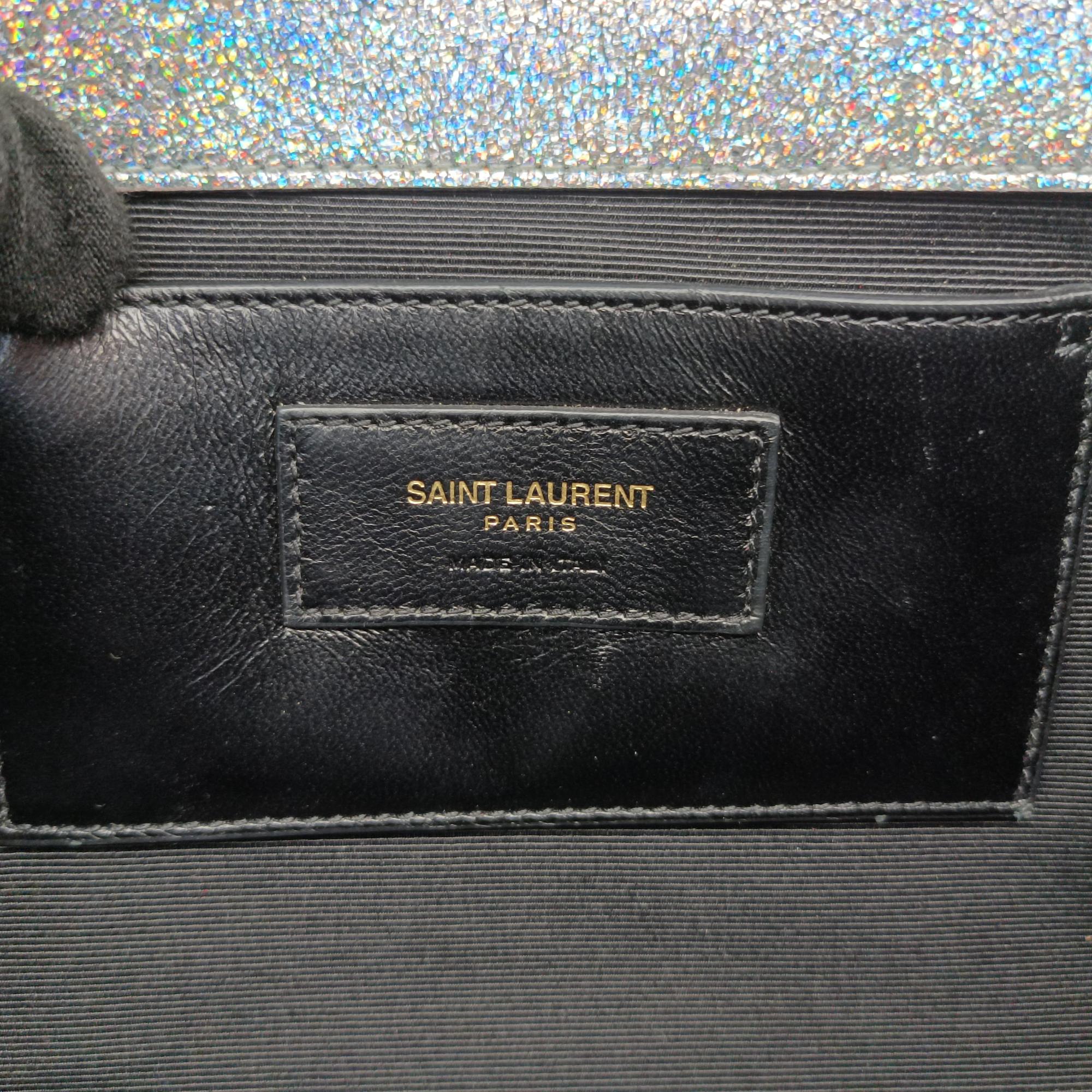 Secondhand Yves Saint Laurent KATE Silver Leather 364021 shoulderbag | stylenewstar