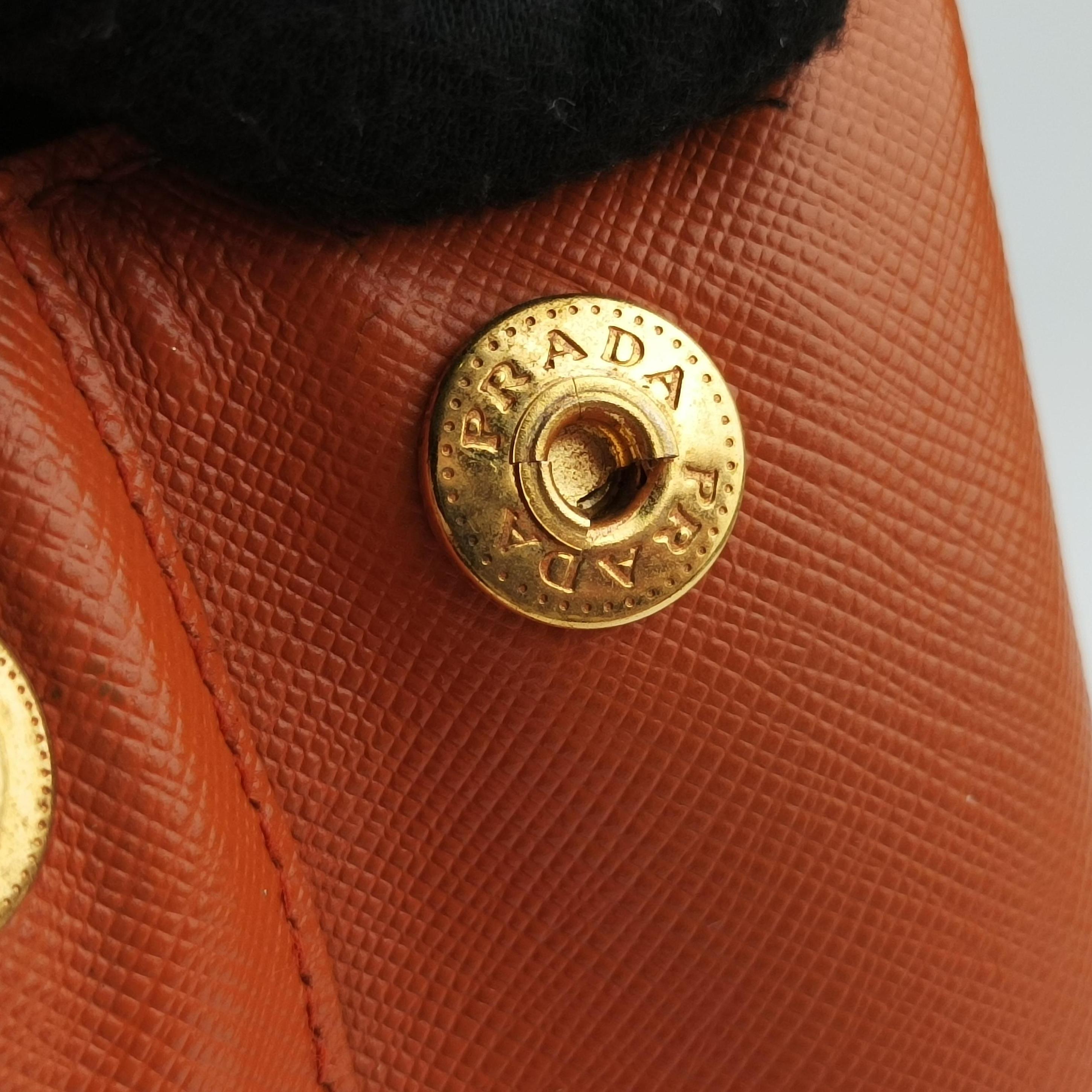 Secondhand Prada Galleria Orange SAFFIANO Leather BN2274 shoulderbag | stylenewstar