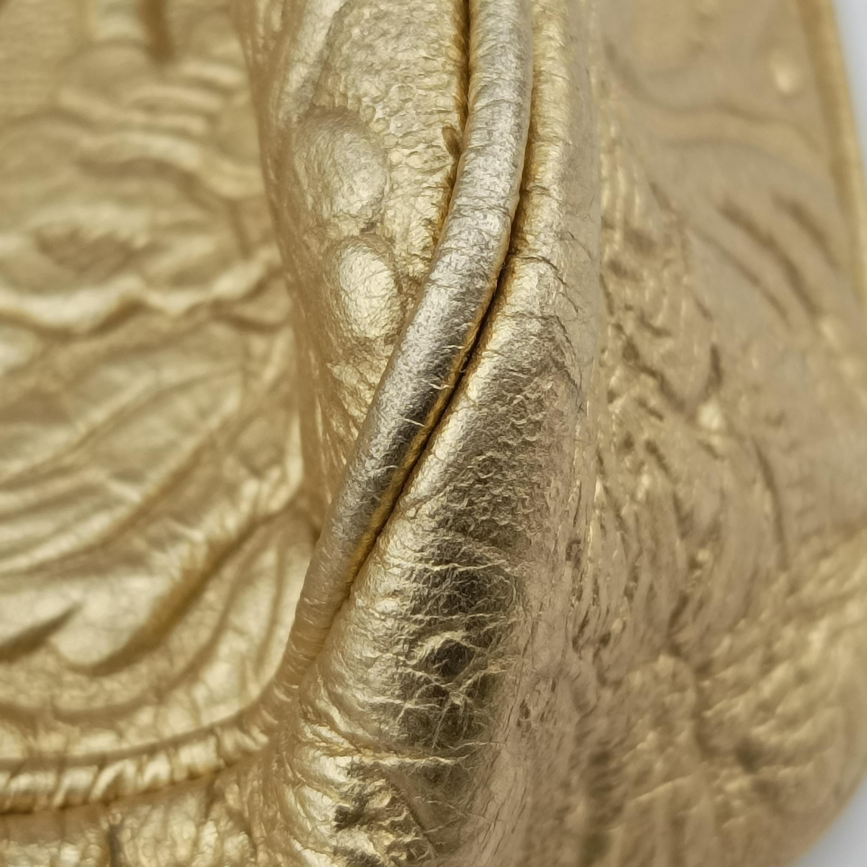 Pre-owned VERSACE Medusa Golden Leather  shoulderbag | stylenewstar