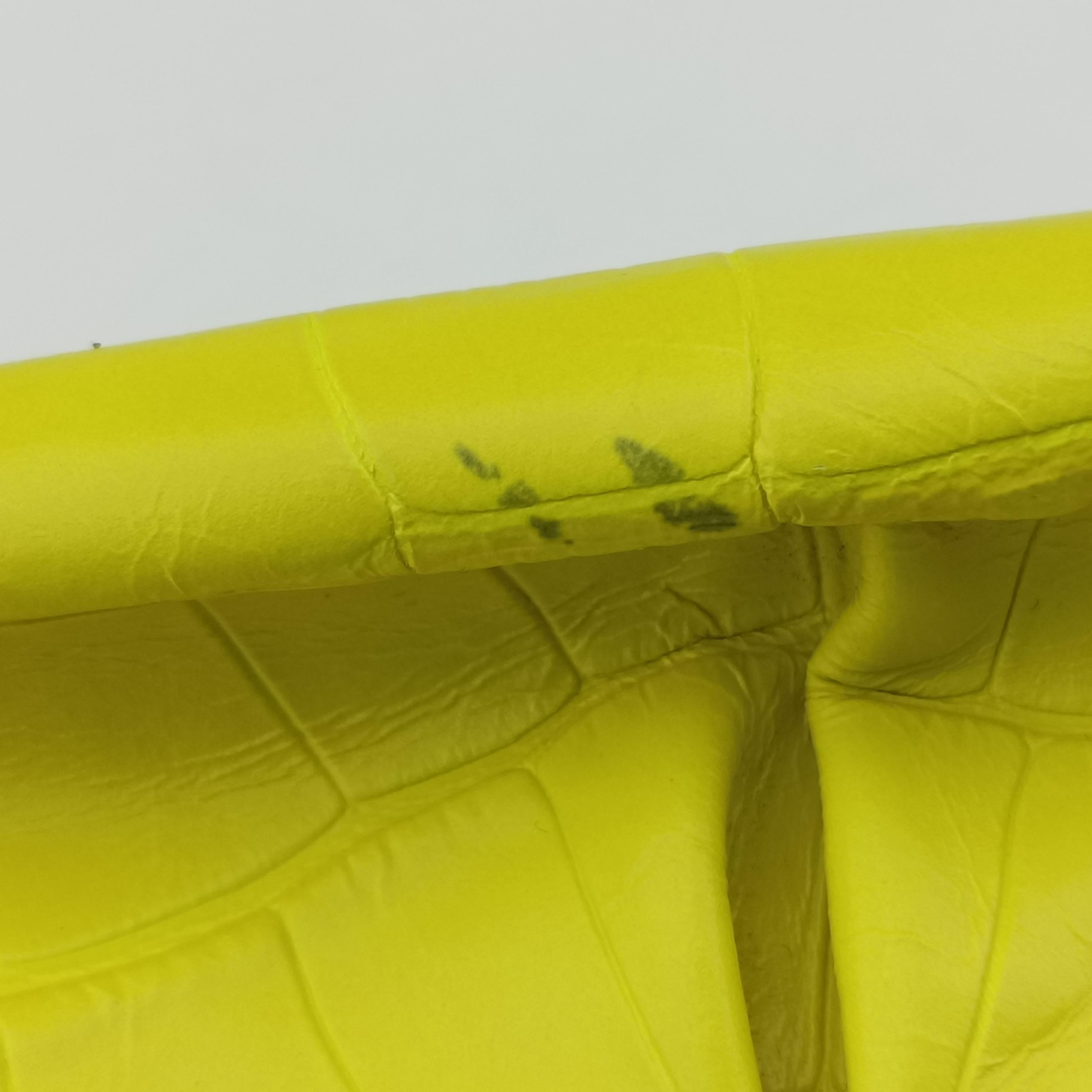 Pre-owned Balenciaga Le Cagole Yellow Leather  shoulderbag | stylenewstar