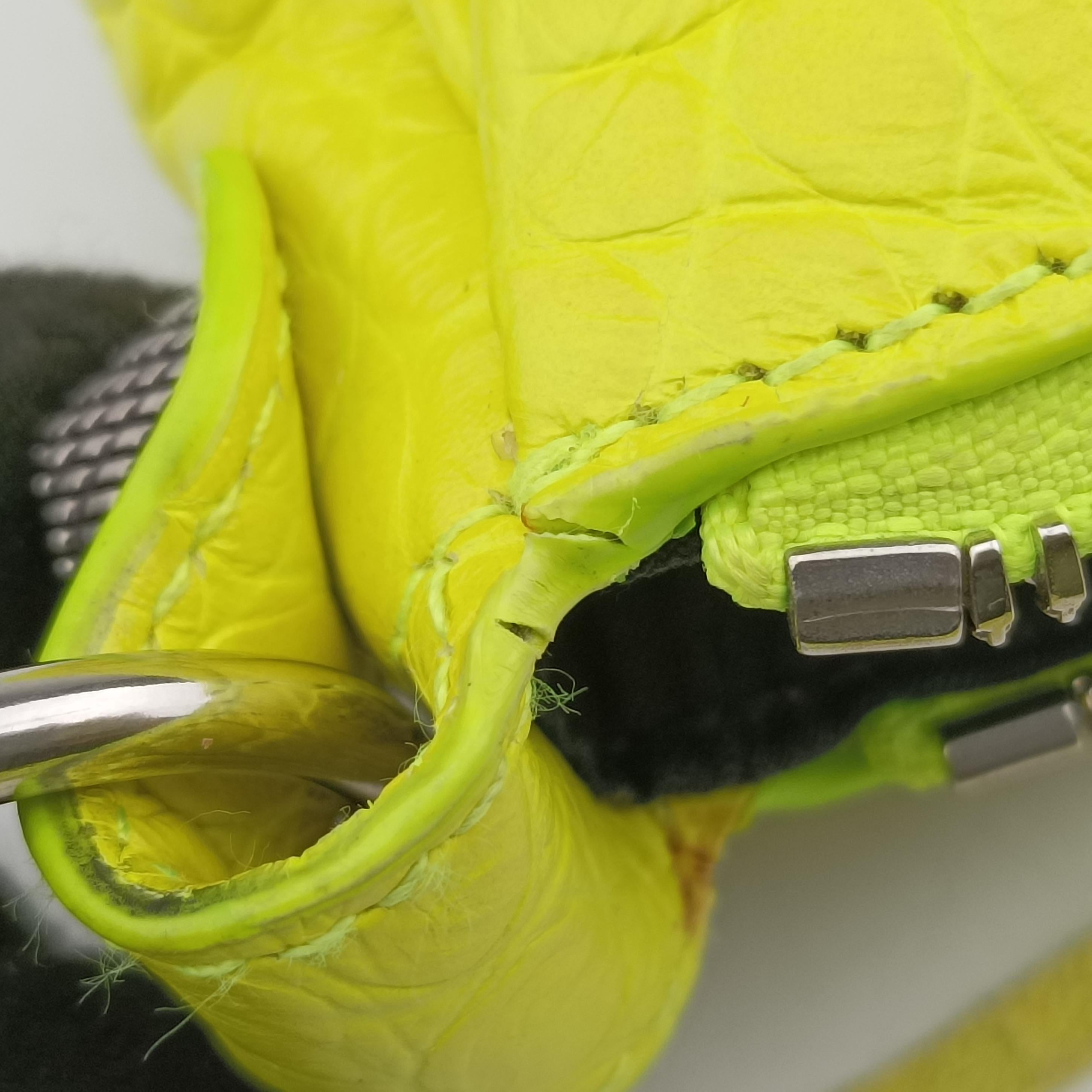 Pre-owned Balenciaga Le Cagole Yellow Leather  shoulderbag | stylenewstar