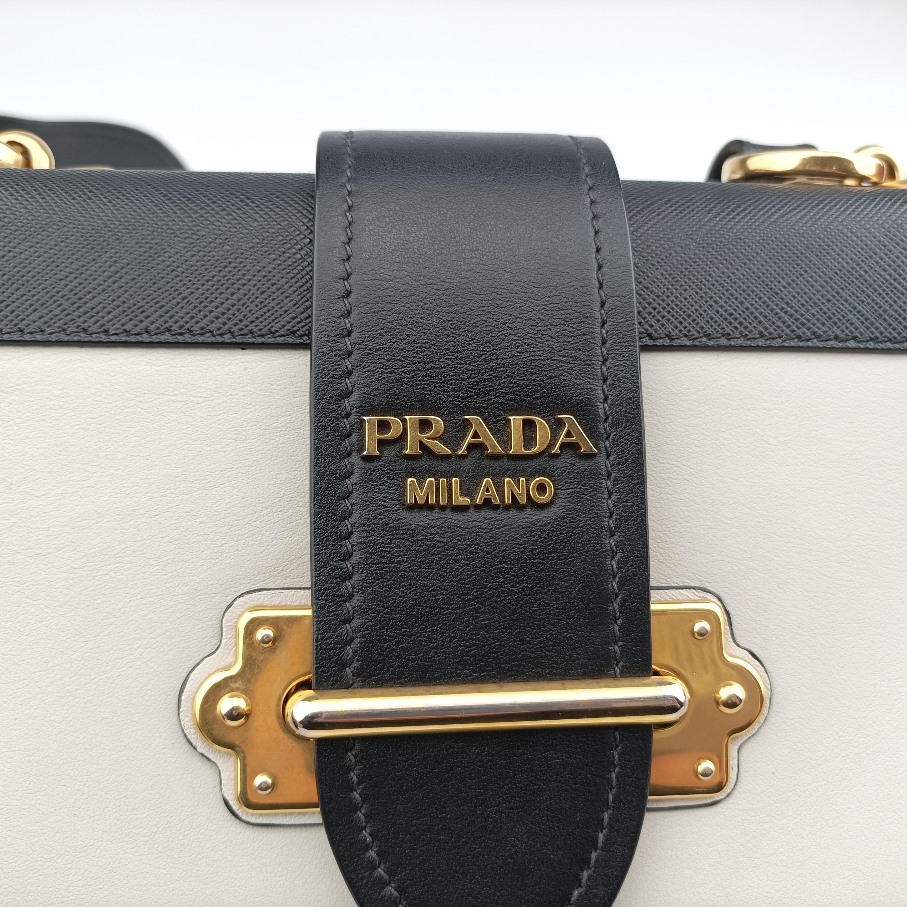 Pre-owned Prada Cahier Black×white Leather×SAFFIANO Leather 1BD045 shoulderbag | stylenewstar