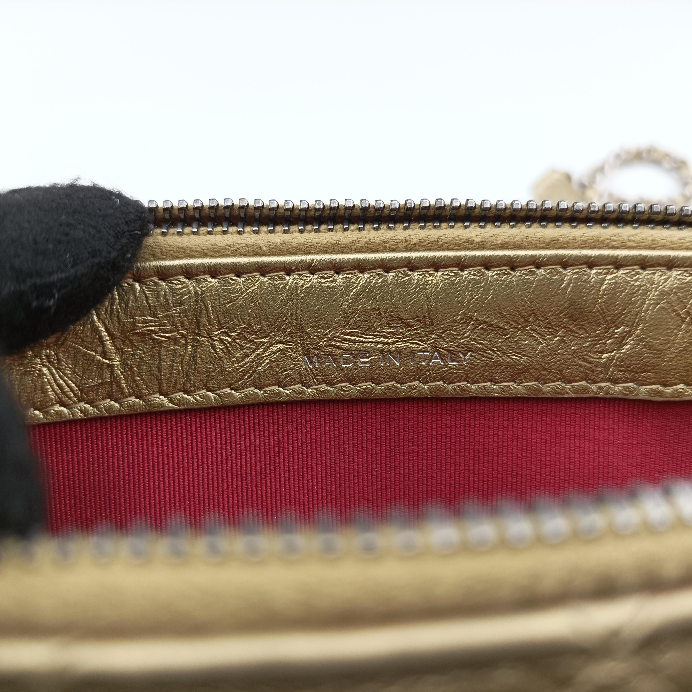 Pre-owned Chanel GABRIELLE Golden leather A94505 shoulderbag | stylenewstar