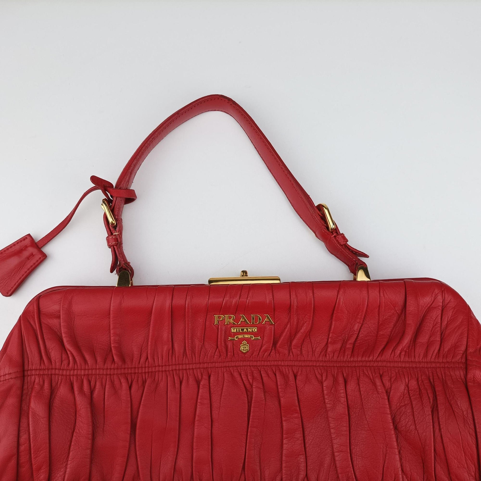 Pre-owned Prada Gaufre Dressy Frame Red Nappa Leather  handbag | stylenewstar