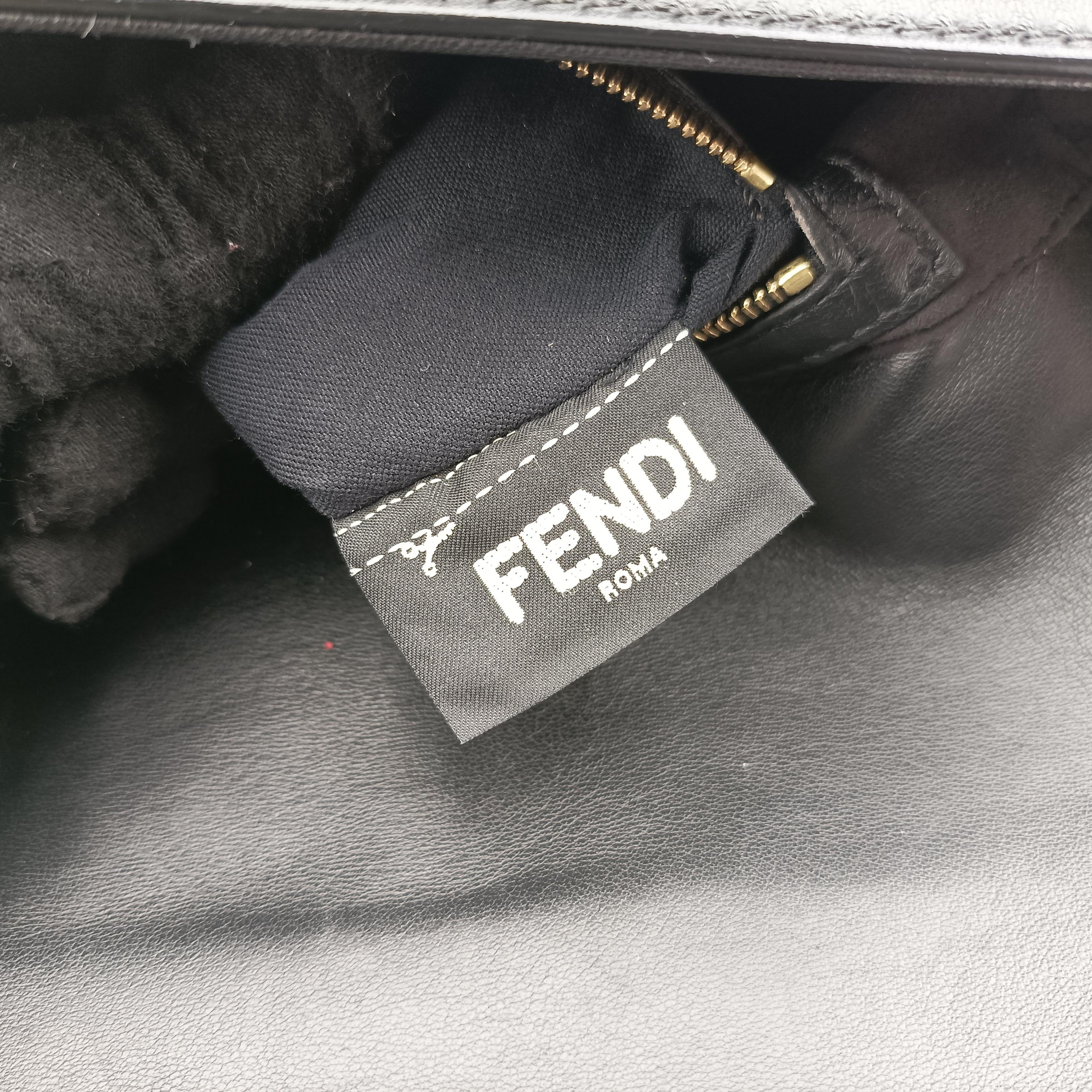 Pre-owned Fendi BAGUETTE Black Leather 8BR600 shoulderbag | stylenewstar