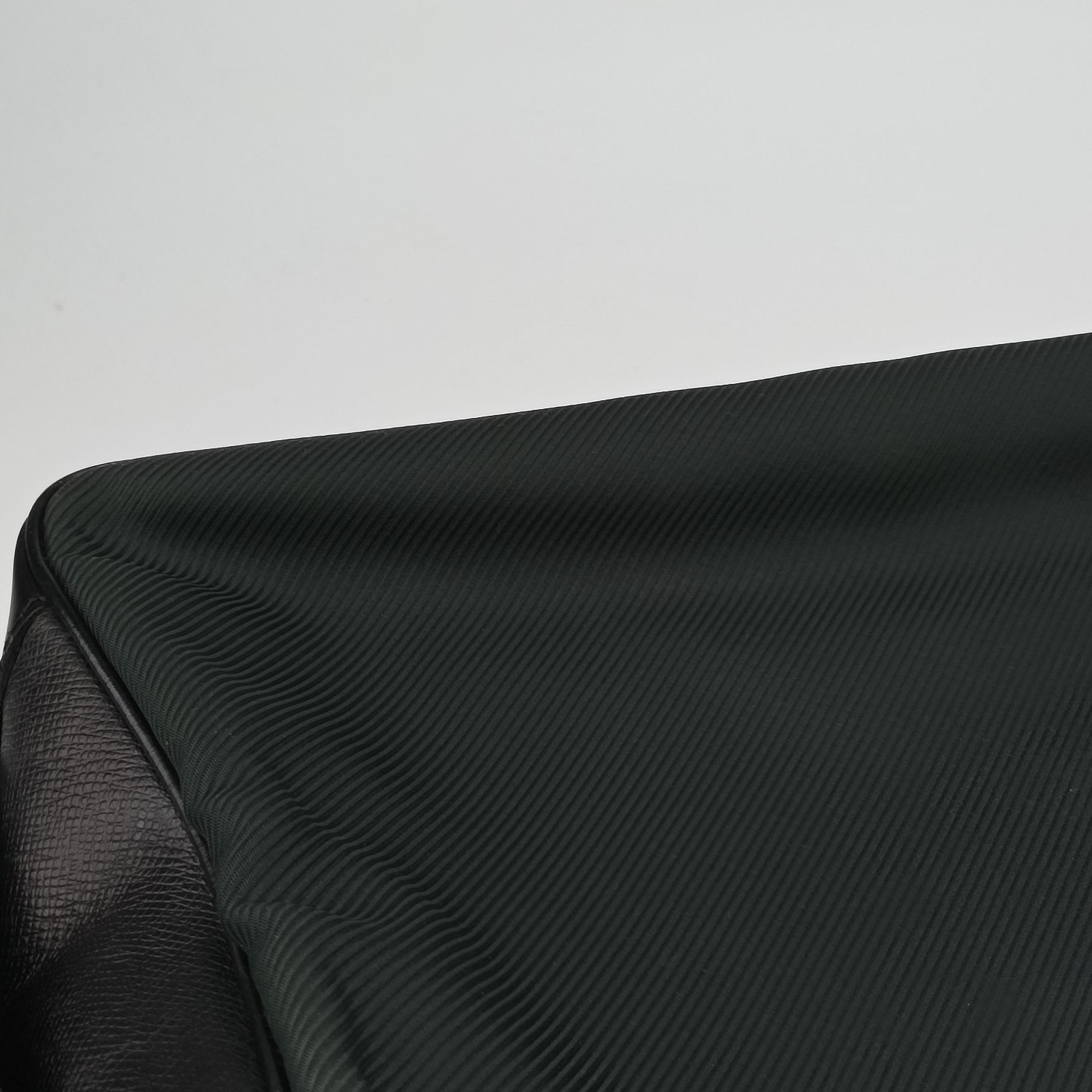 Vintage Louis Vuitton Viktor Ardoise Taiga M30142 shoulderbag | stylenewstar