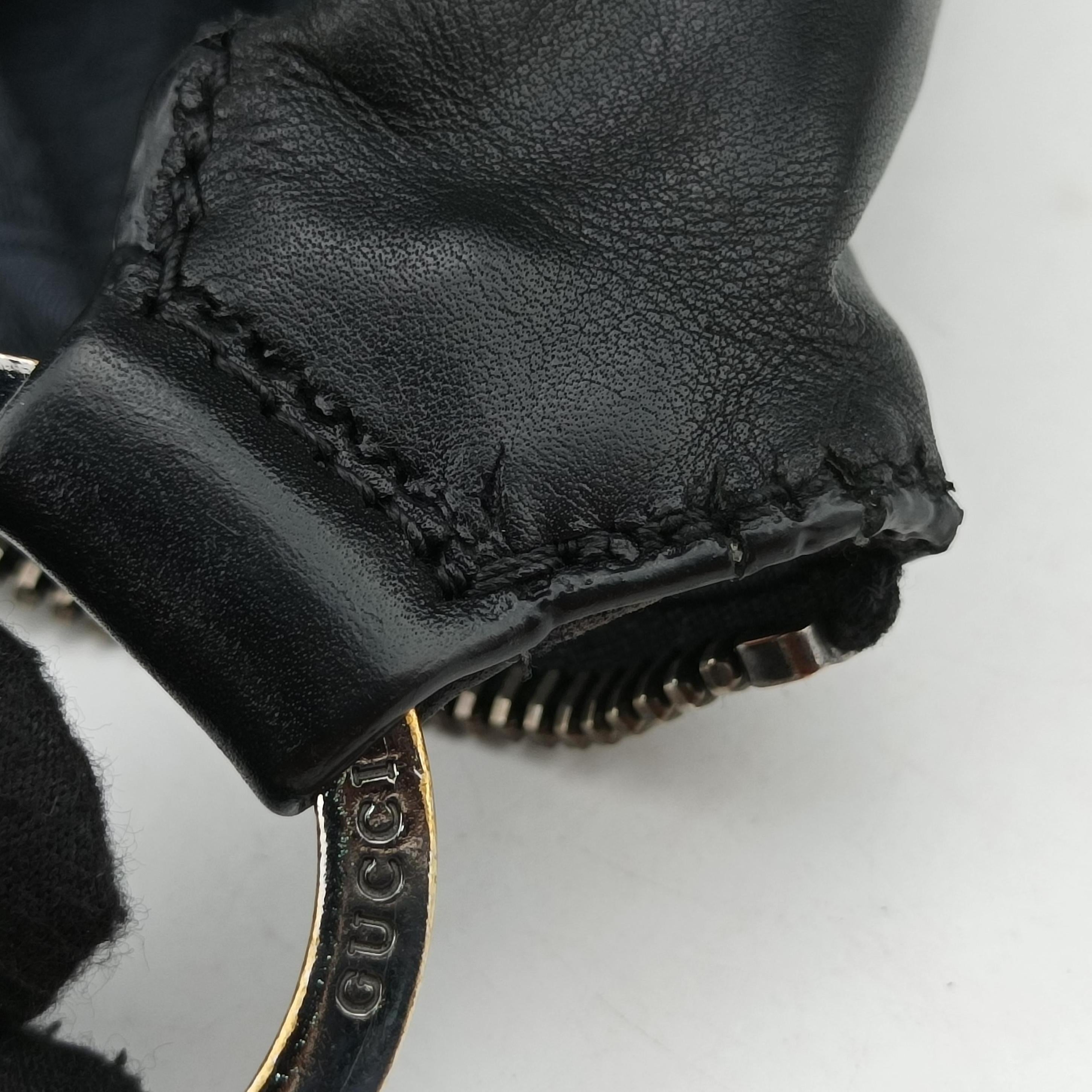 Pre-owned Gucci Hobo Black Leather 95726 handbag | stylenewstar