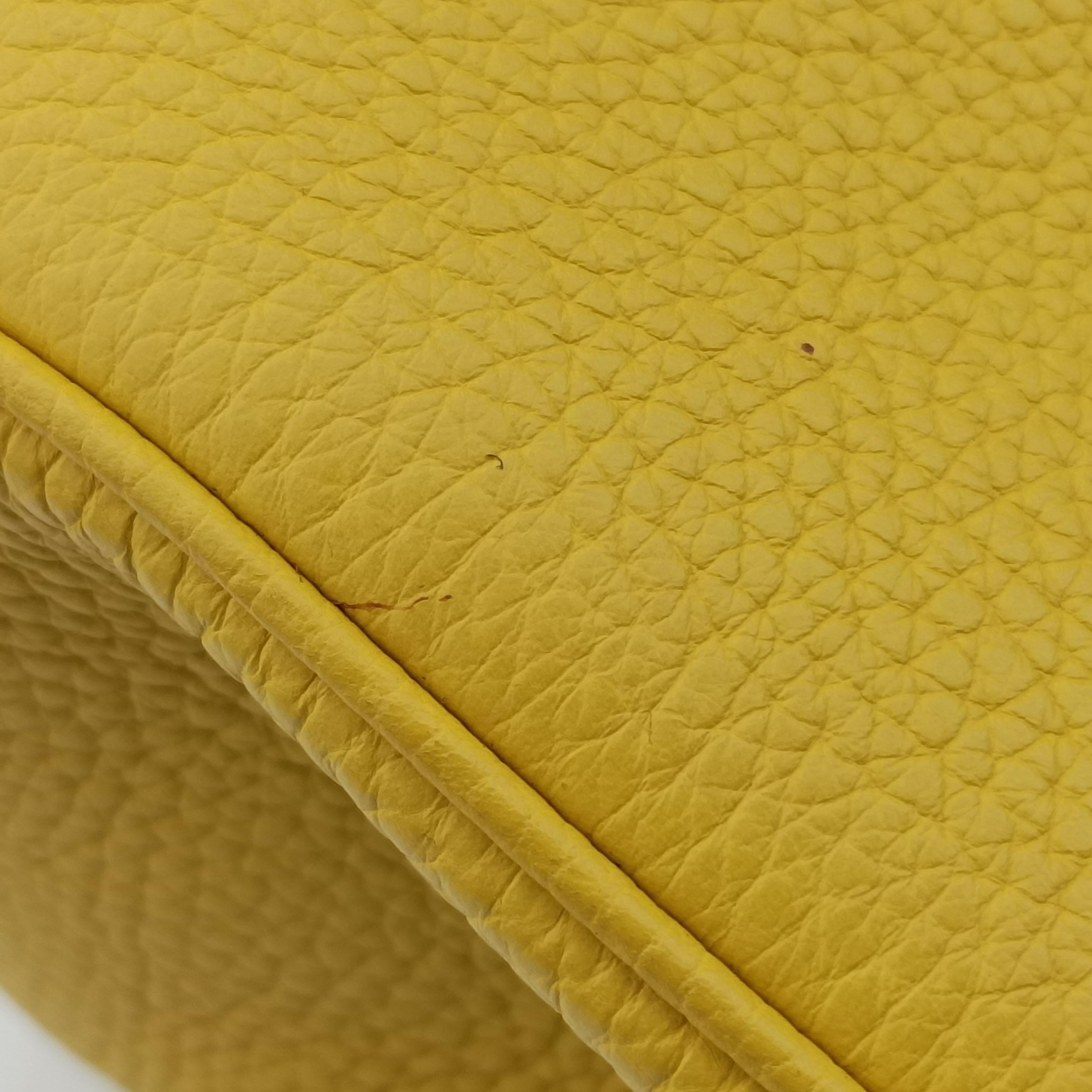 Pre-owned Christian Dior Diorissimo Yellow Leather  shoulderbag | stylenewstar