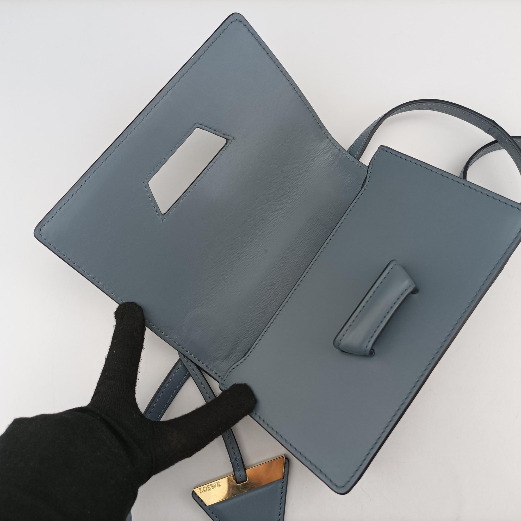 Pre-owned Loewe Barcelona Blue Leather  shoulderbag | stylenewstar
