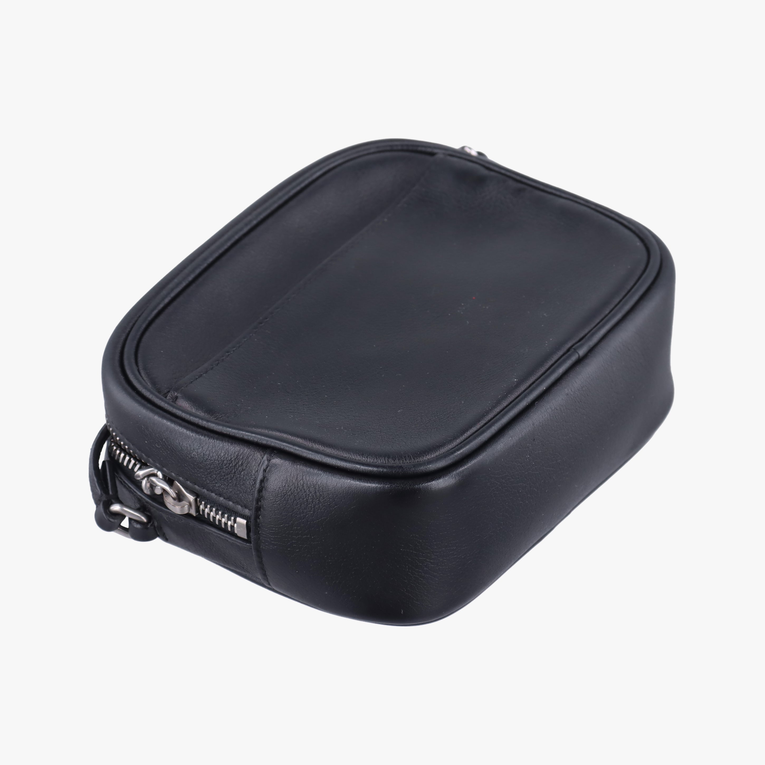 Pre-owned Yves Saint Laurent Monogram Blogger Black Leather 447956 shoulderbag | stylenewstar
