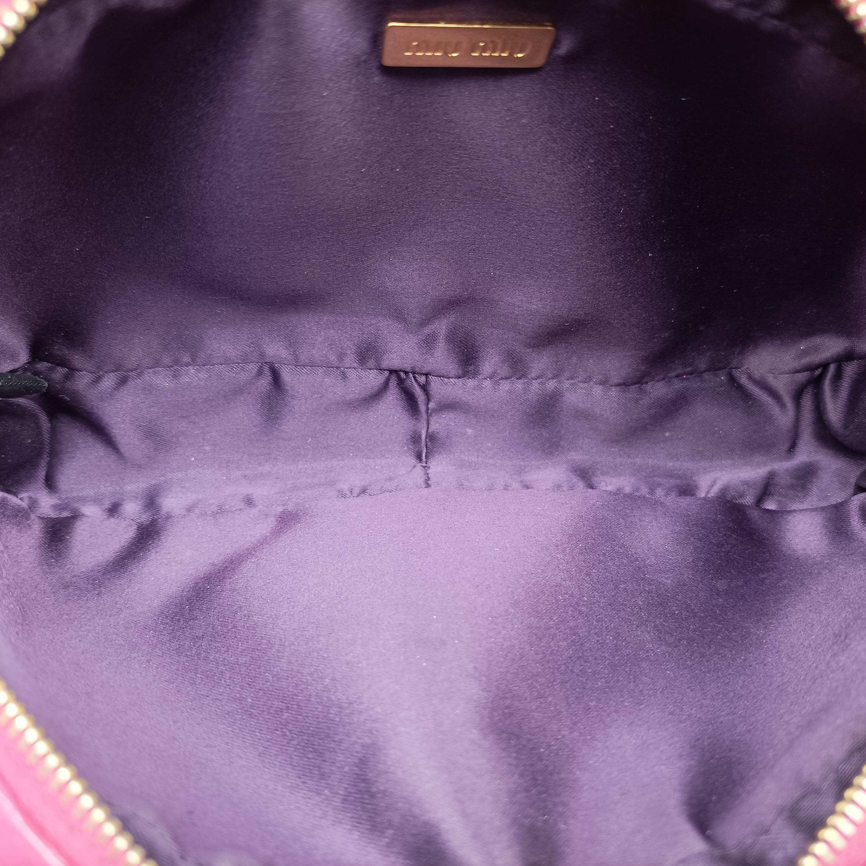 Pre-owned Miu Miu Crocodile embossed Pink leather  shoulderbag | stylenewstar