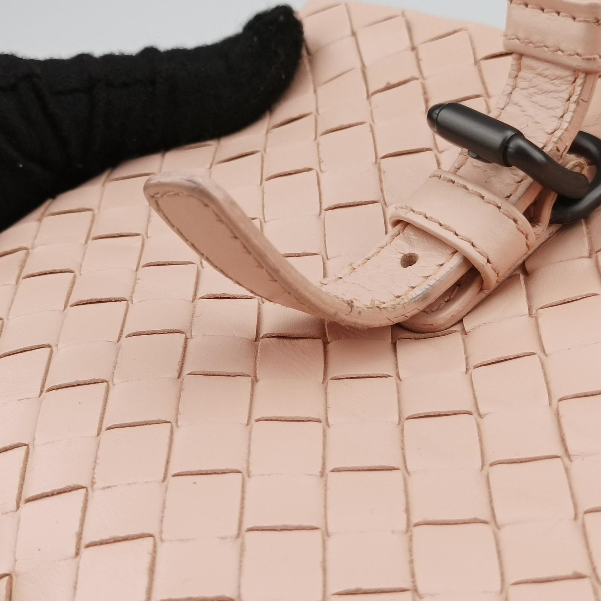 Pre-owned Bottega Veneta Roma Intrecciato Pink lambskin  handbag | stylenewstar