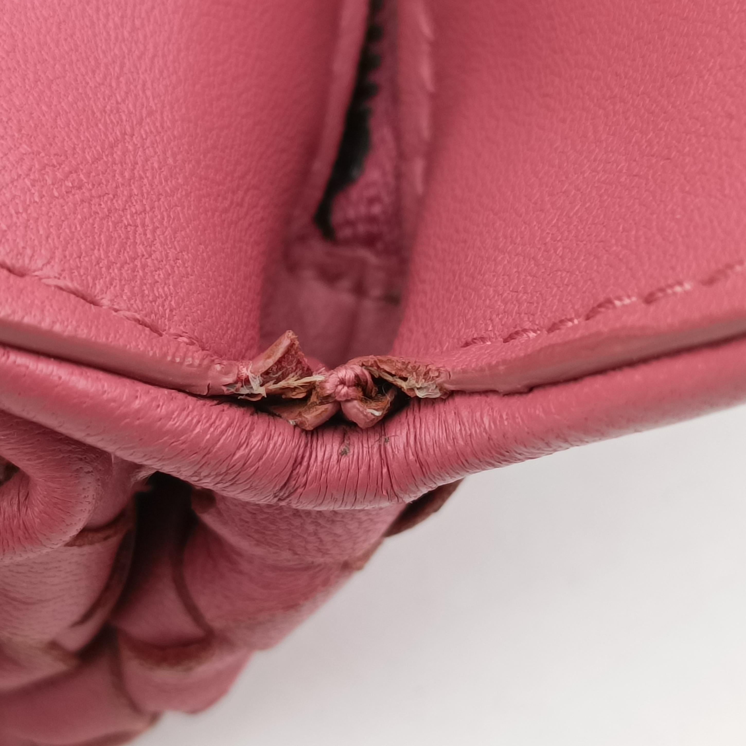 Pre-owned Bottega Veneta Intrecciato pink lambskin  shoulderbag | stylenewstar
