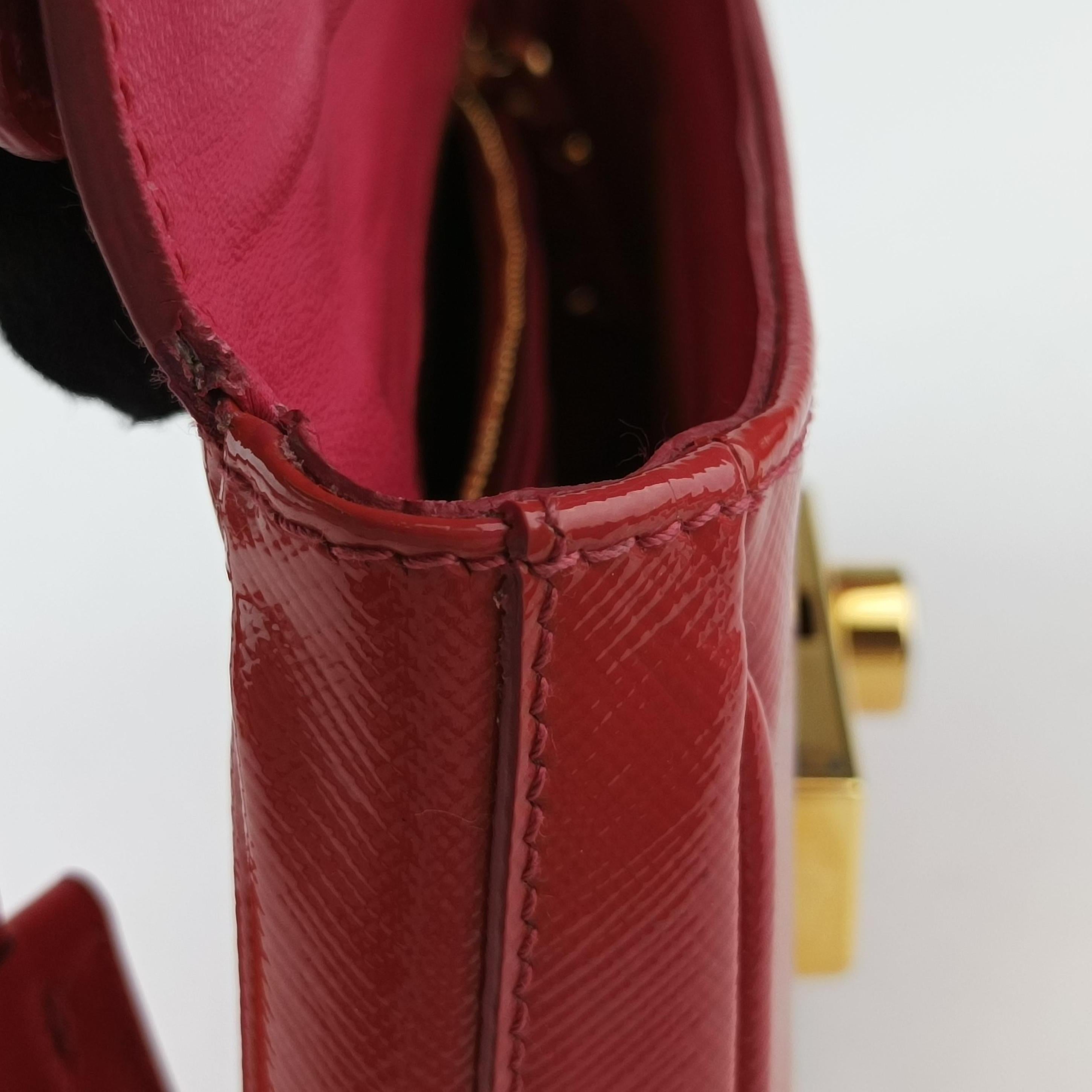 Secondhand Prada lock　Fuoco　Sound Top Handle Red SAFFIANO Leather BT0963 shoulderbag | stylenewstar