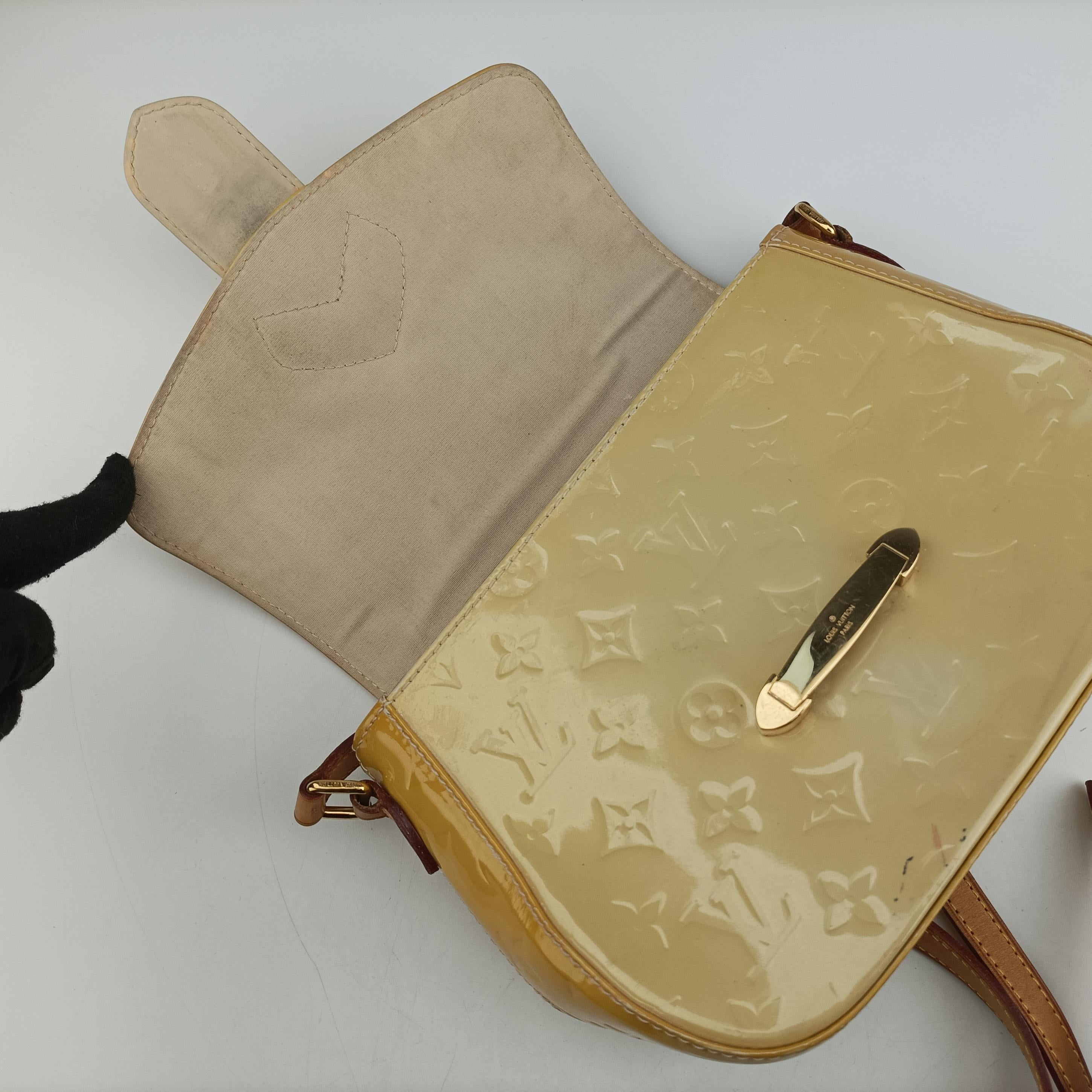 Pre-owned Louis Vuitton Bellflower PM Yellow Vernis M91731 shoulderbag | stylenewstar