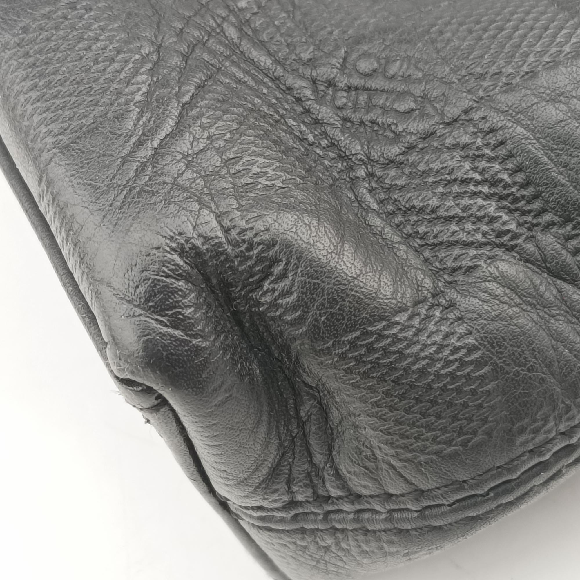 Secondhand Louis Vuitton Porte Documents Jour Noir Damier Graphite N48224 handbag | stylenewstar