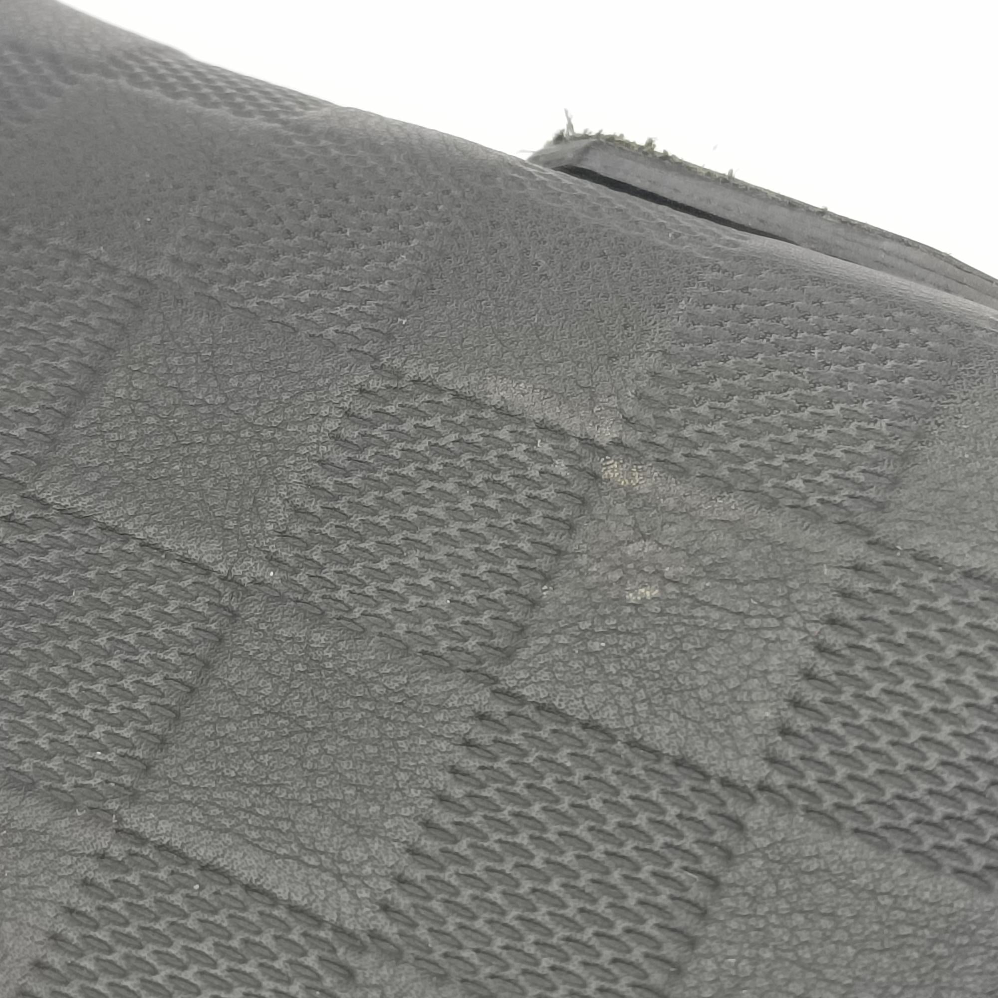 Secondhand Louis Vuitton Porte Documents Jour Noir Damier Graphite N48224 handbag | stylenewstar