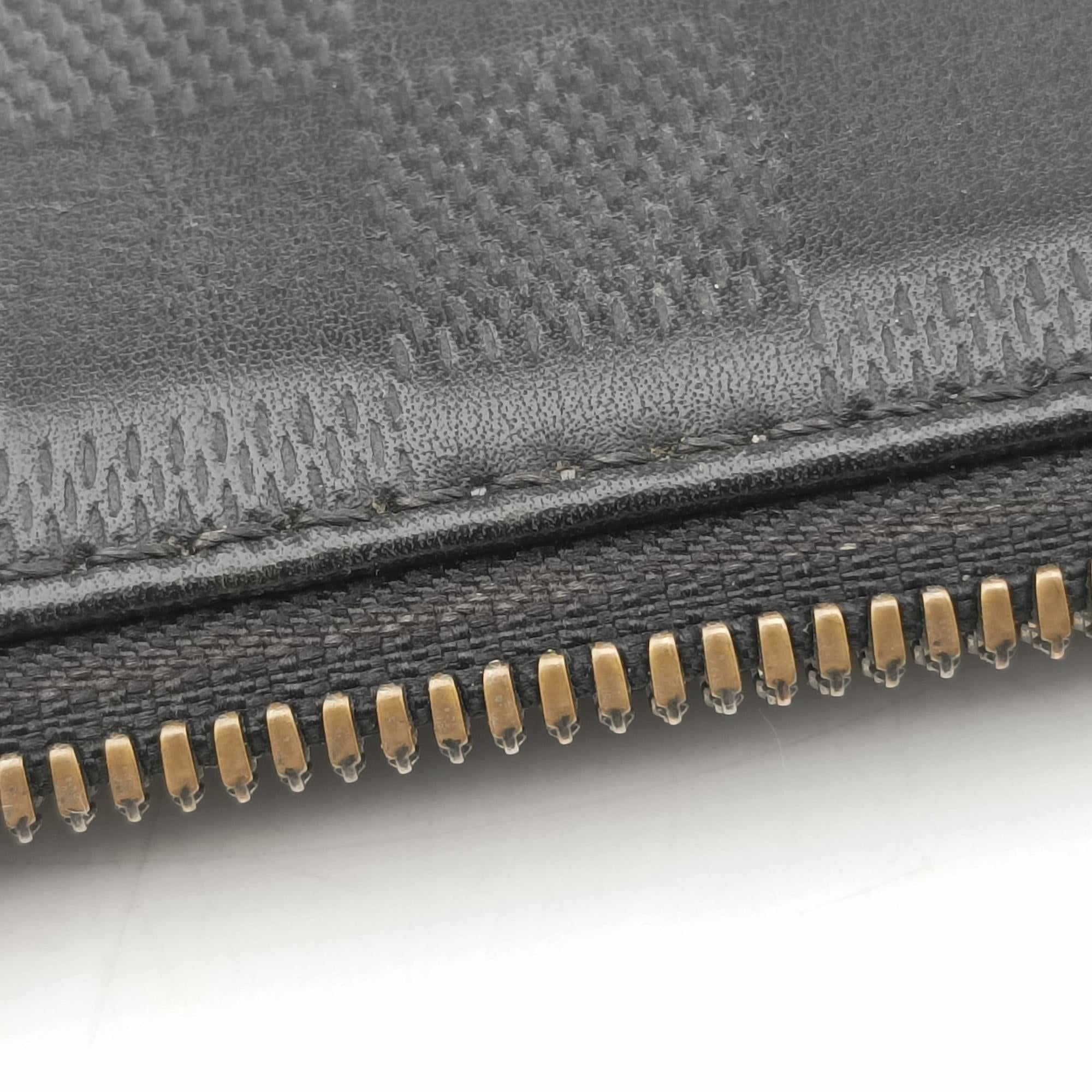 Secondhand Louis Vuitton Porte Documents Jour Noir Damier Graphite N48224 handbag | stylenewstar