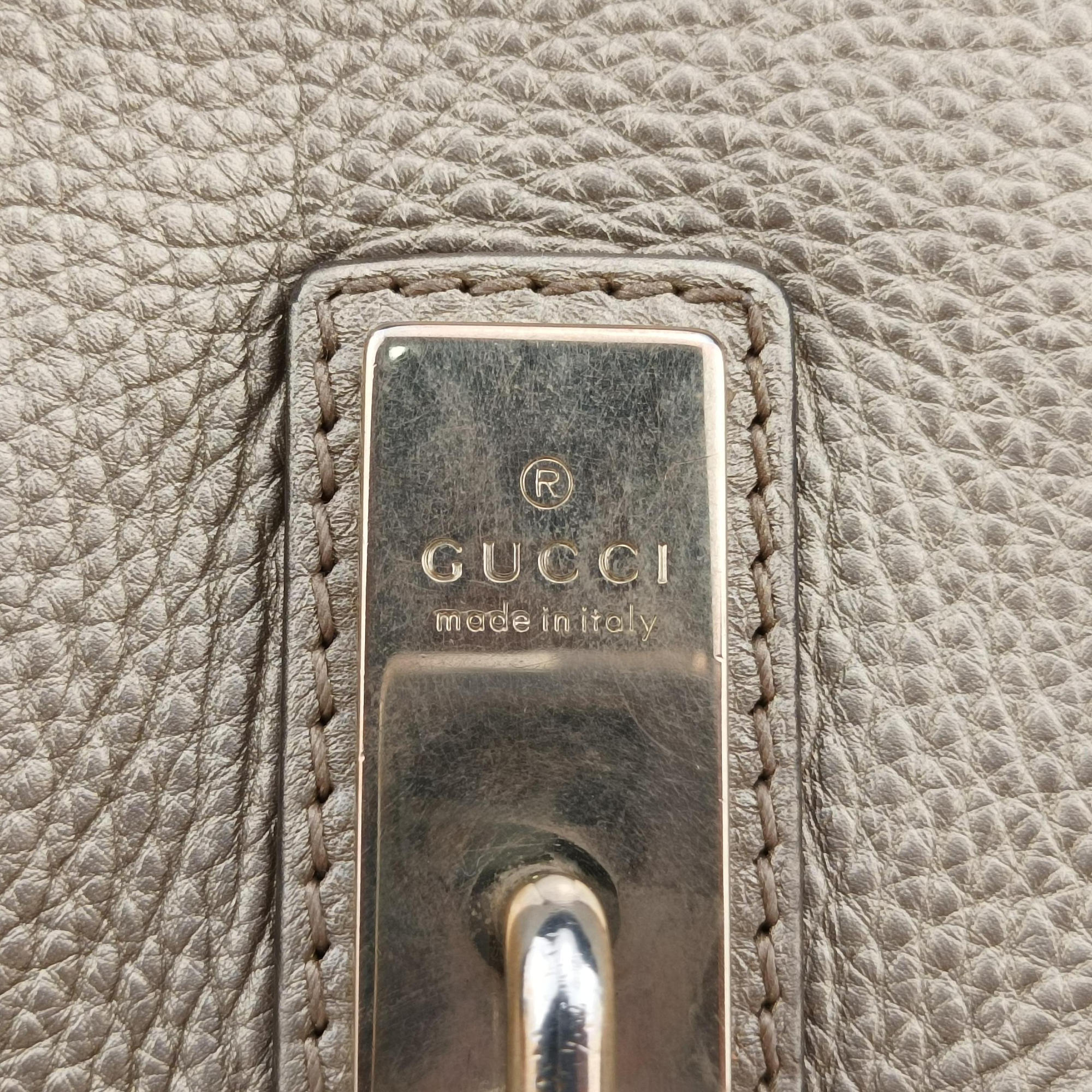 Vintage Gucci Bella Golden Leather 282301 shoulderbag | stylenewstar