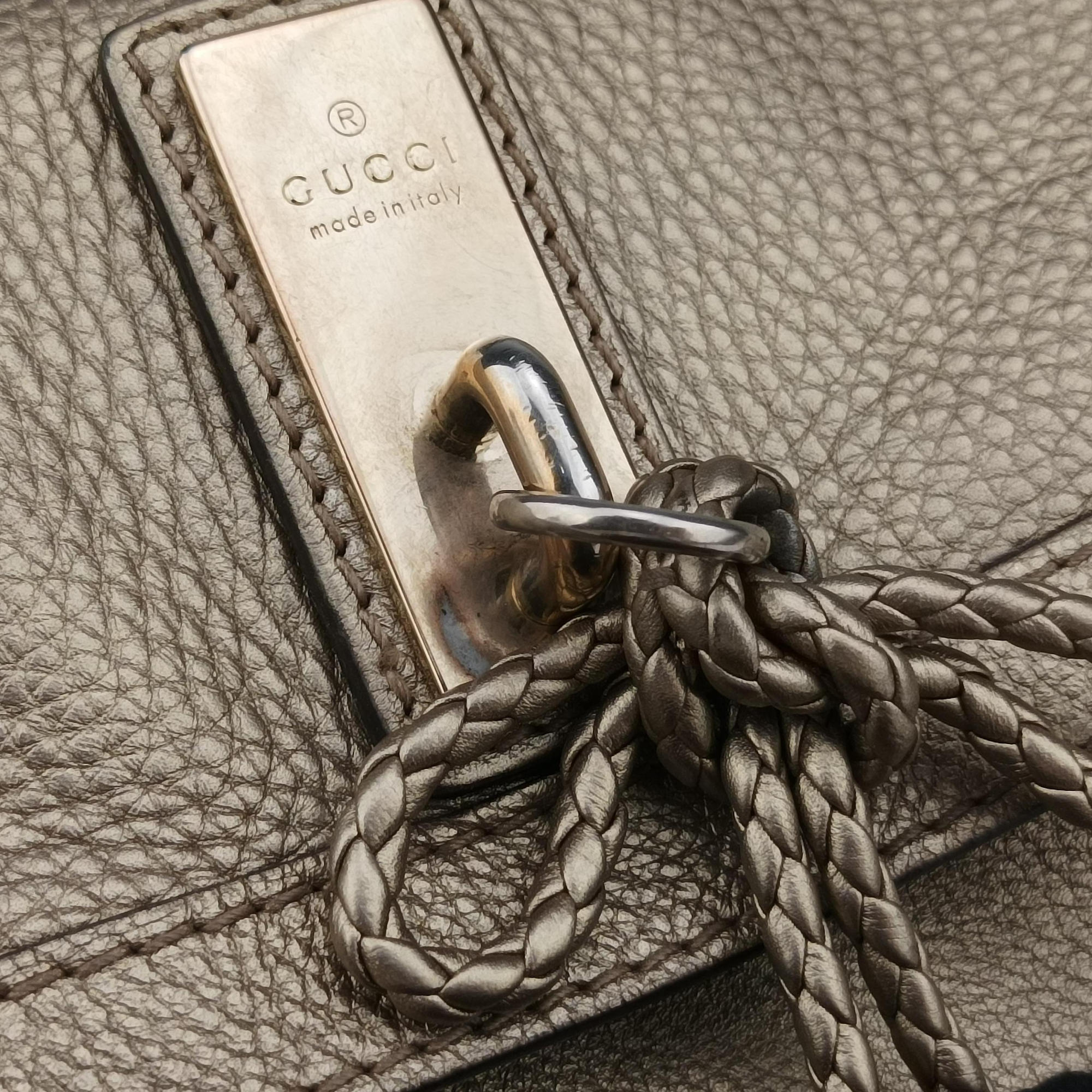 Vintage Gucci Bella Golden Leather 282301 shoulderbag | stylenewstar