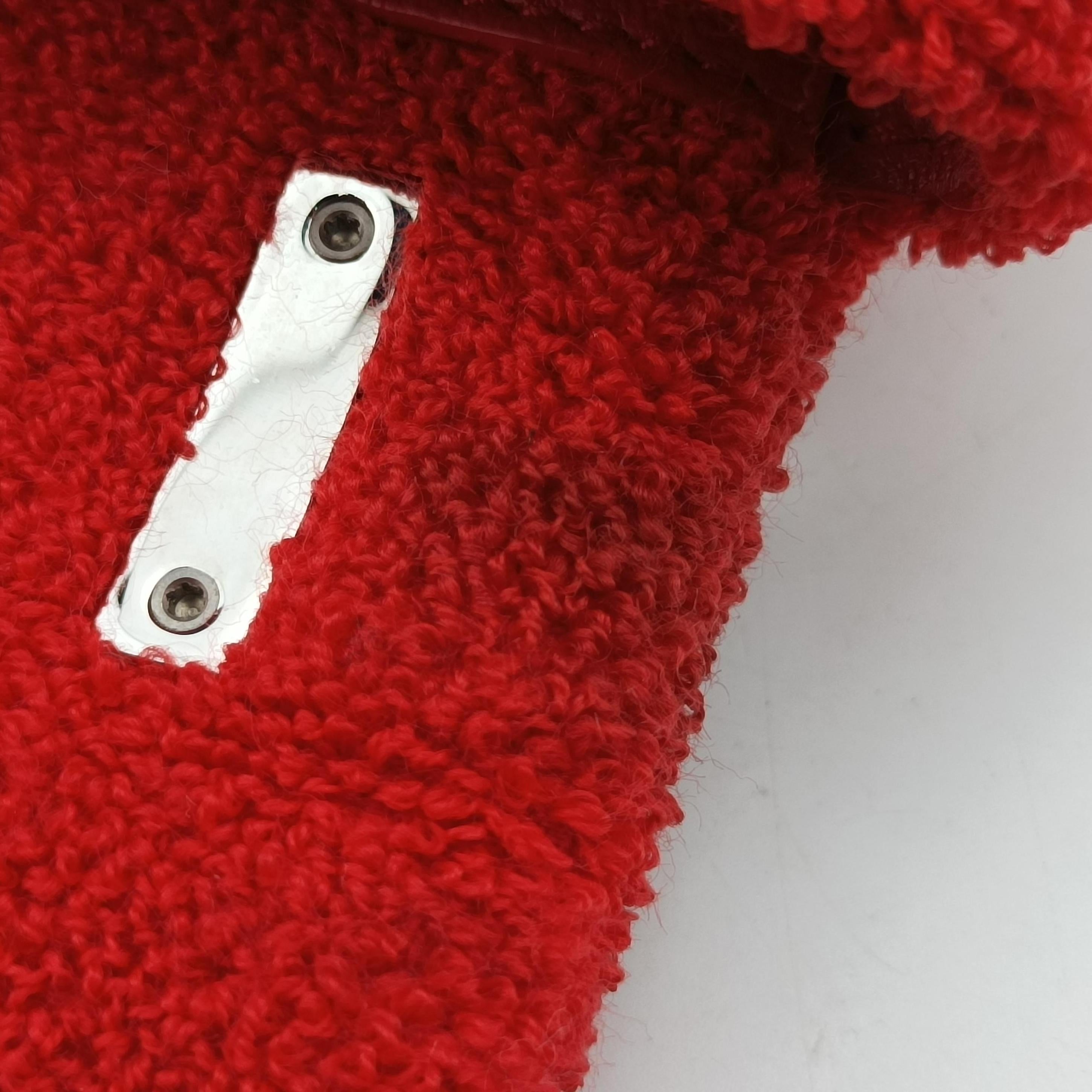 Pre-owned Burberry Lola Red×White  Pile Towel  shoulderbag | stylenewstar