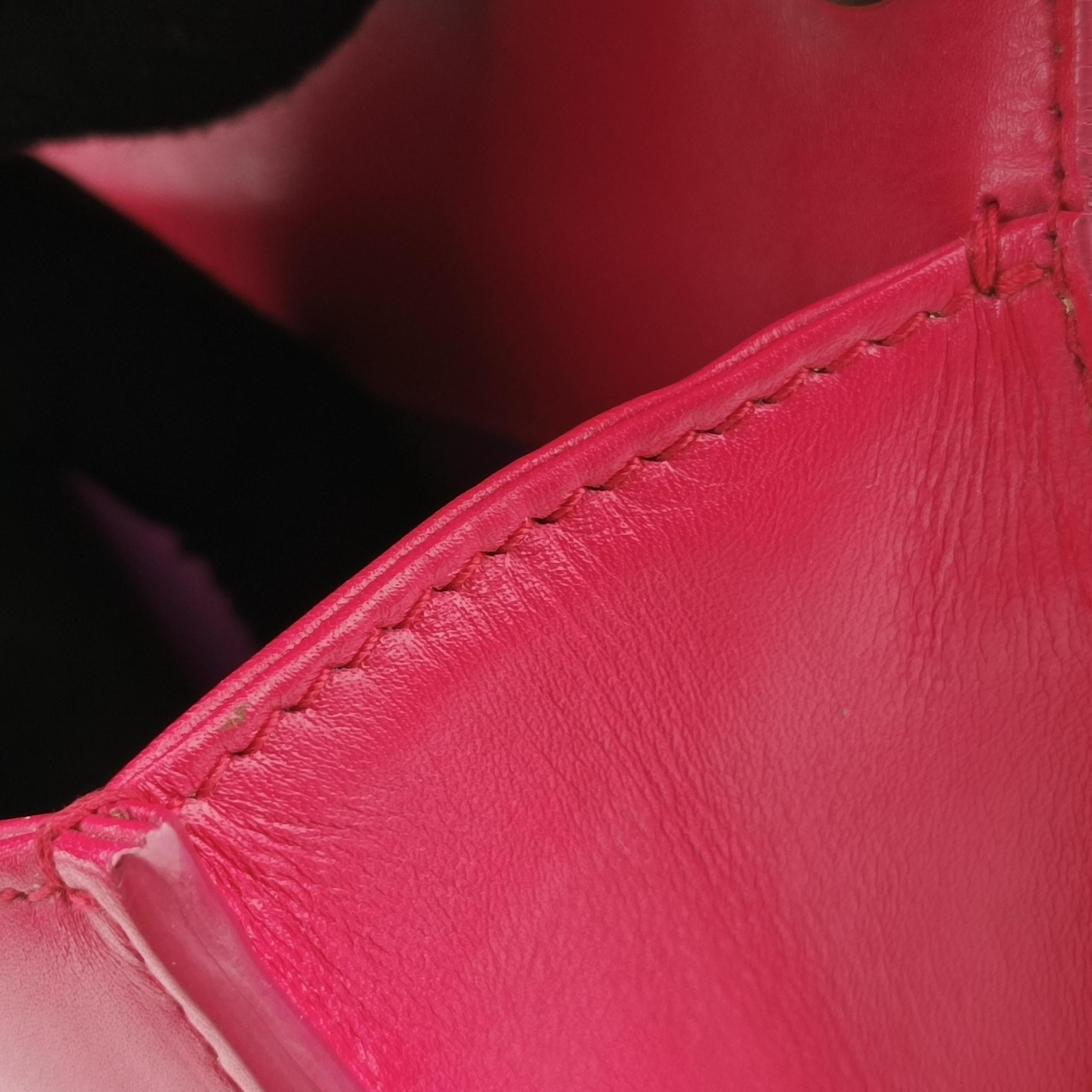 Pre-owned Bvlgari Serpenti Rose Galuchat Skin×Leather  shoulderbag | stylenewstar
