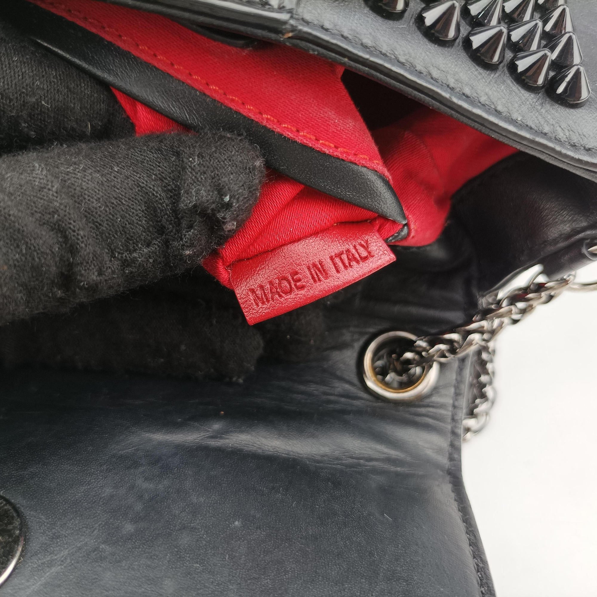 Secondhand Christian Louboutin Sweet Charity Scarabe Spike Black Leather  shoulderbag | stylenewstar