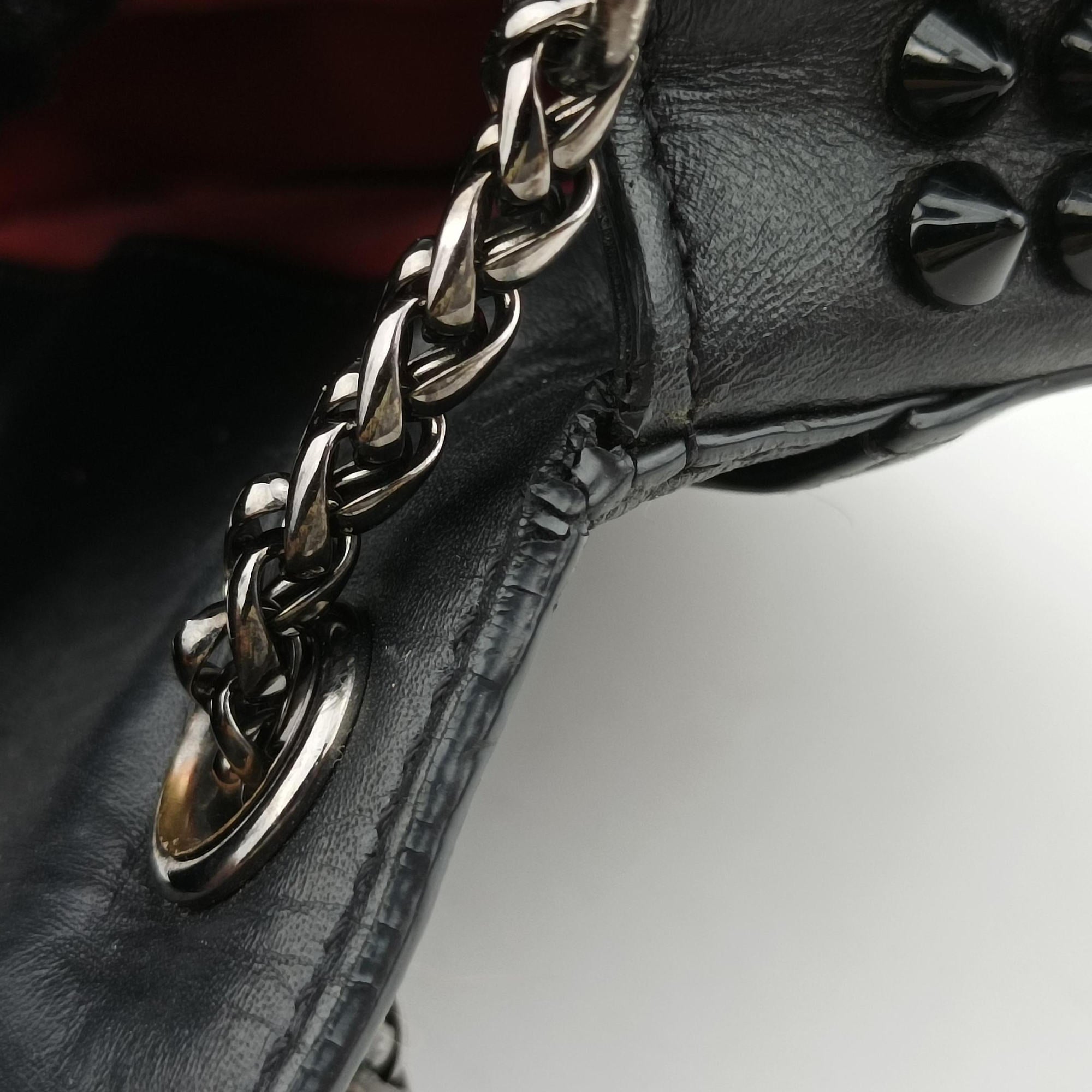 Secondhand Christian Louboutin Sweet Charity Scarabe Spike Black Leather  shoulderbag | stylenewstar