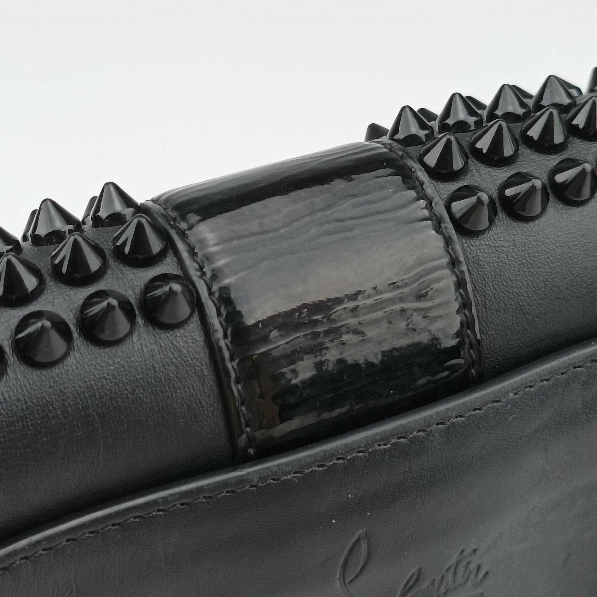 Secondhand Christian Louboutin Sweet Charity Scarabe Spike Black Leather  shoulderbag | stylenewstar
