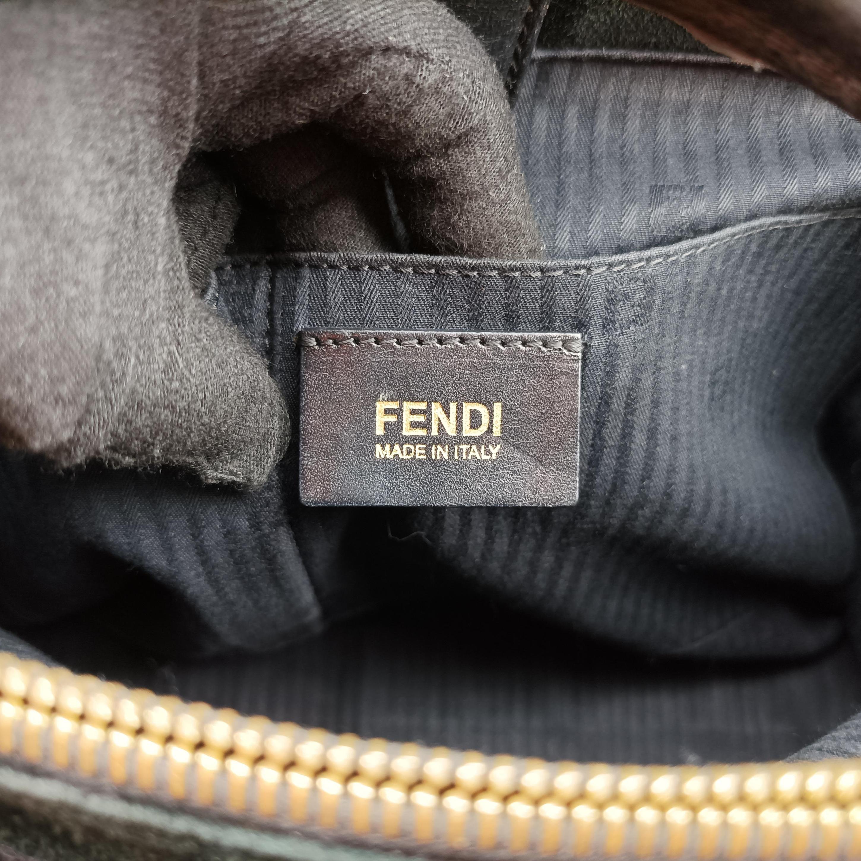 Pre-owned Fendi 2 JOURS Black Leather 8BH250 shoulderbag | stylenewstar