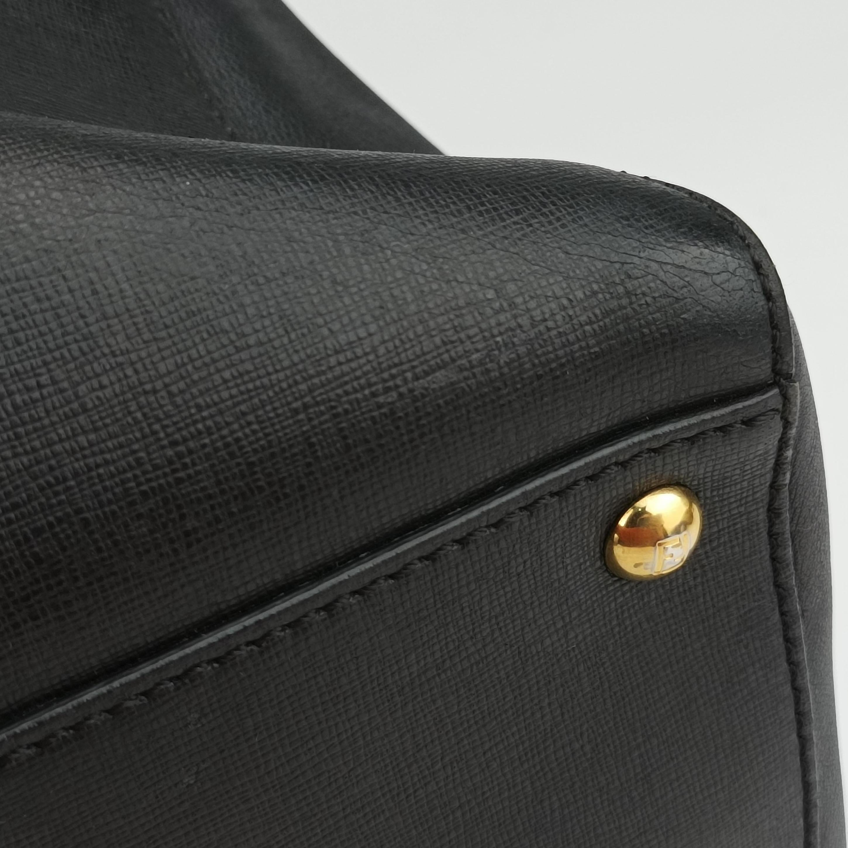 Pre-owned Fendi 2 JOURS Black Leather 8BH250 shoulderbag | stylenewstar