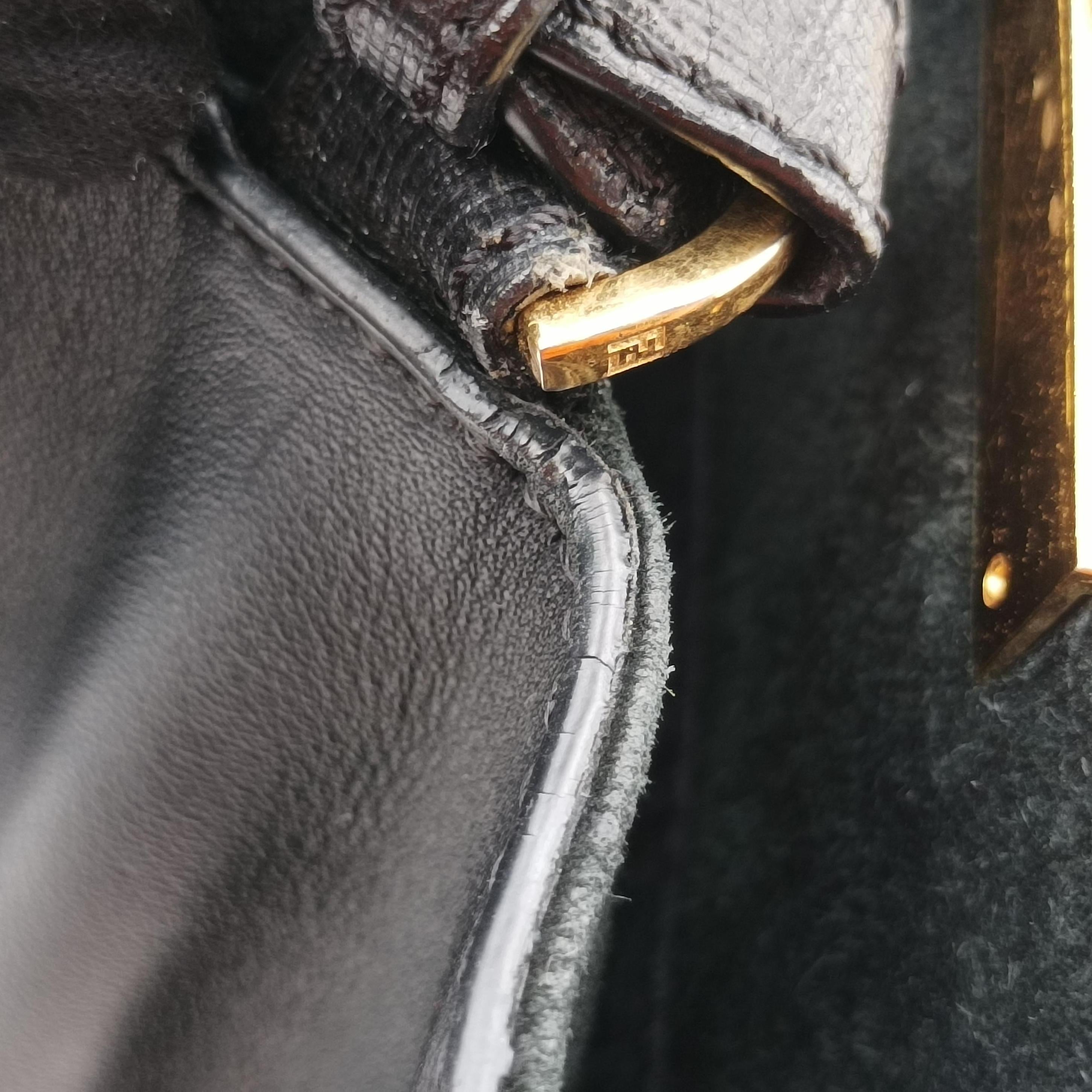 Pre-owned Fendi 2 JOURS Black Leather 8BH250 shoulderbag | stylenewstar