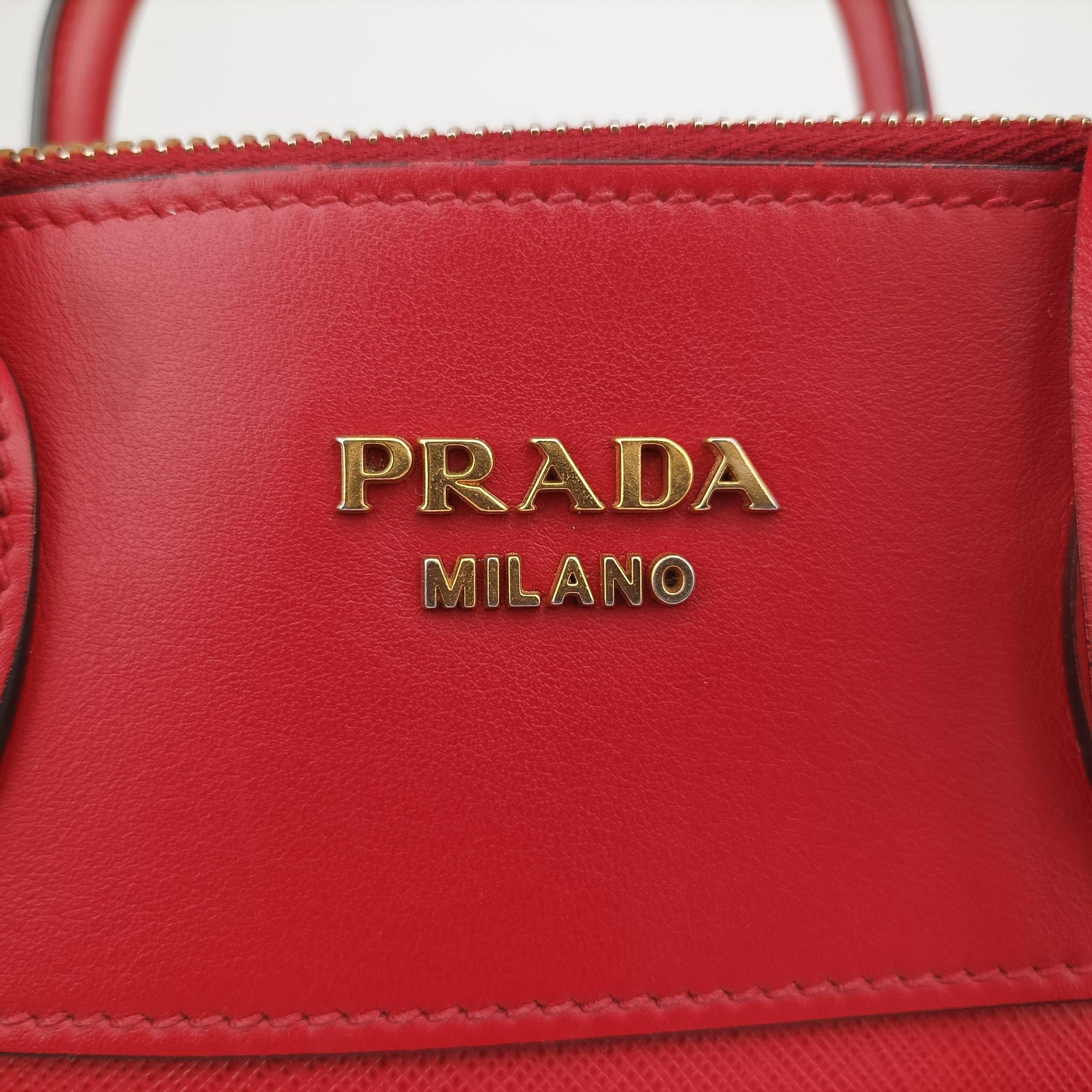 Vintage Prada Paradigm Red saffiano leather  shoulderbag | stylenewstar