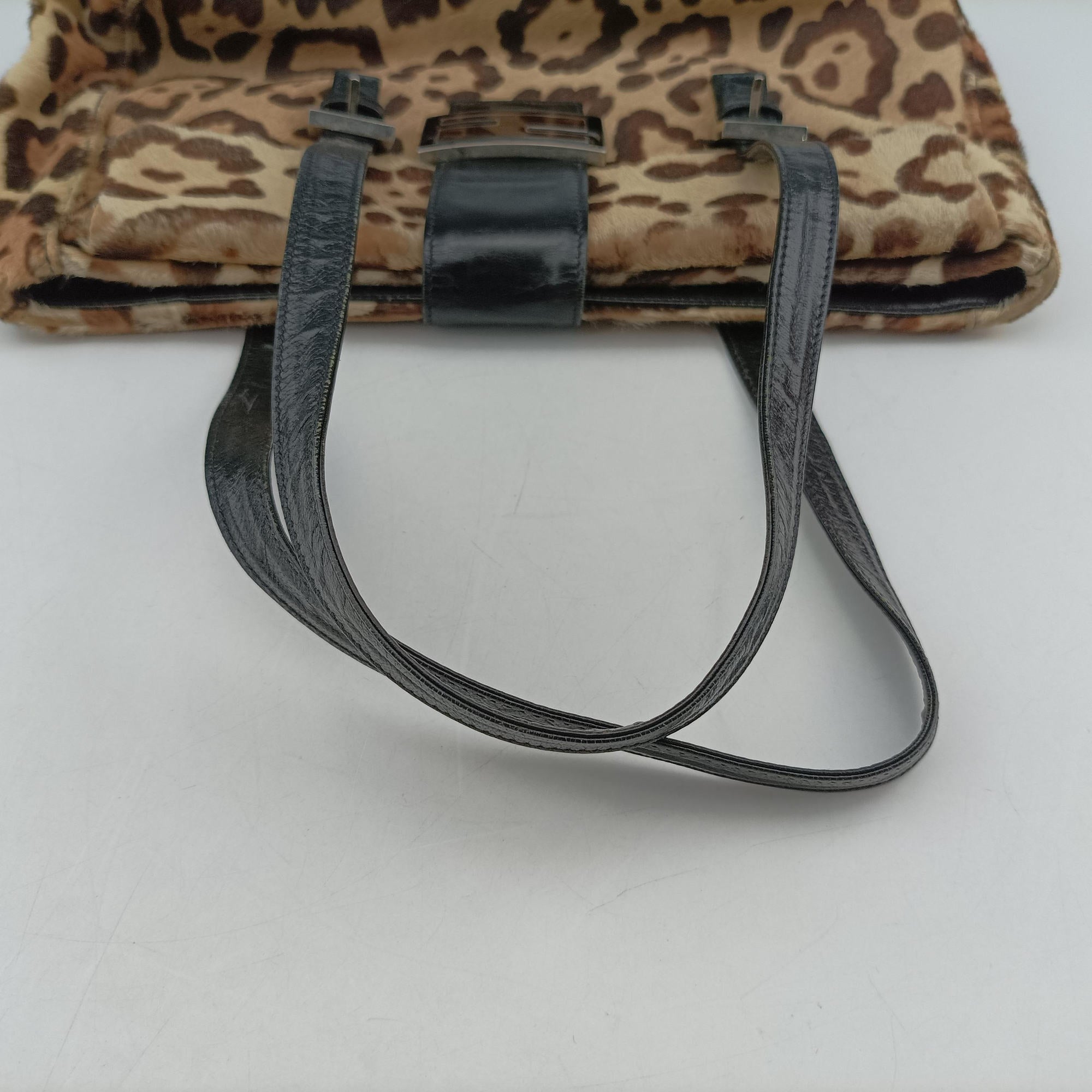 Pre-owned Fendi Mamma Baguette Leopard Pattern Beige x Brown x Black ponyhair 230823 shoulderbag | stylenewstar